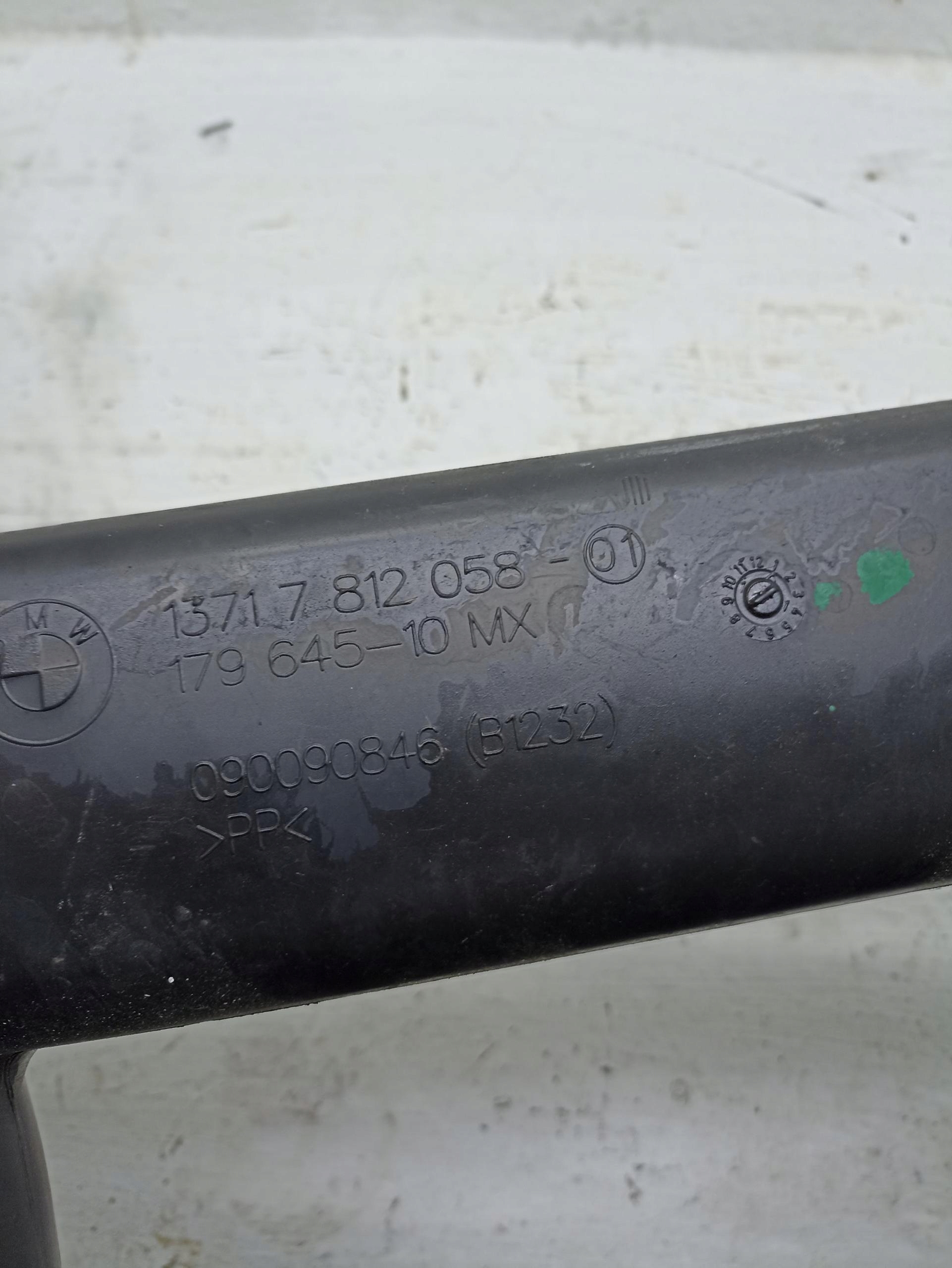 drain pipe air hose BMW X6 E71 7812058