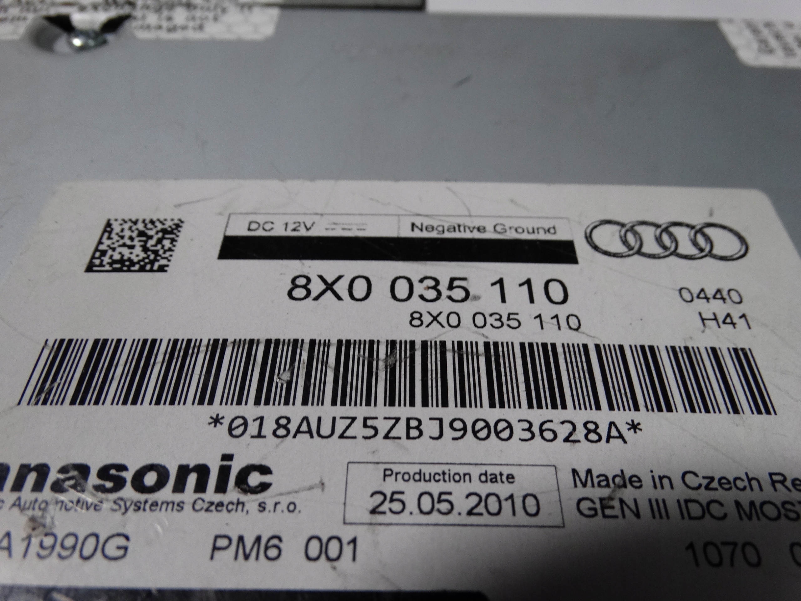 IDEALNA KPL. changer CD AUDI A4 A8 A6 1