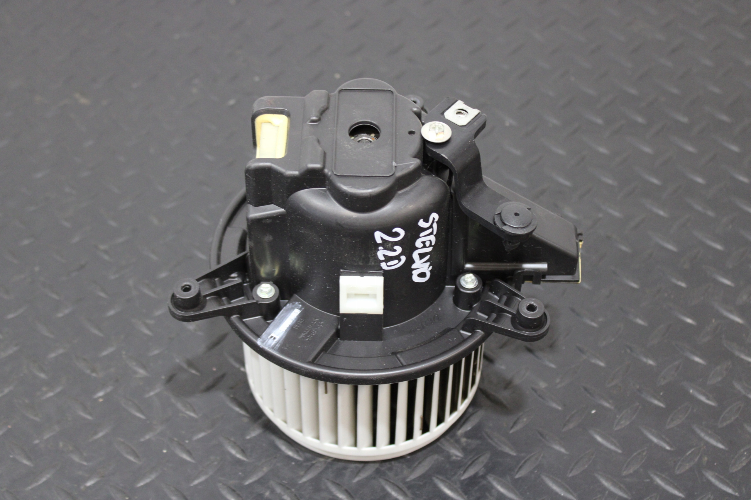 tOPENÍ ventilátor topení ALFA ROMEO STELVIO