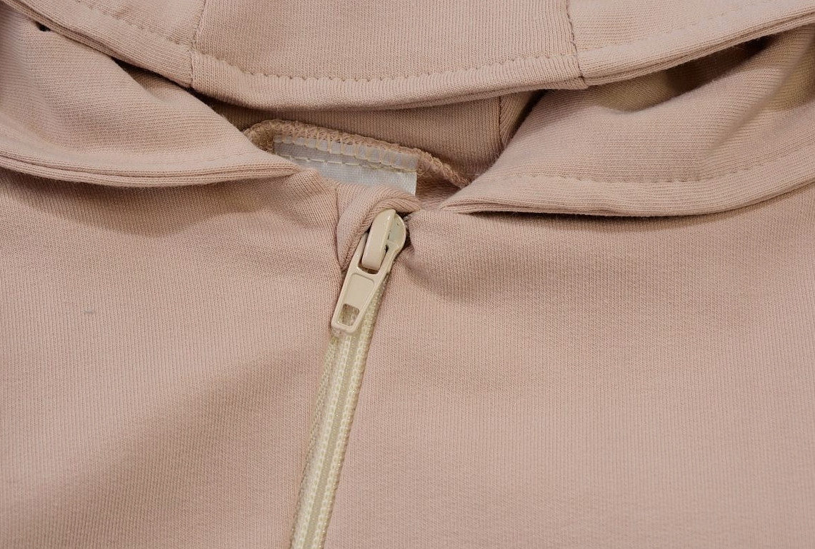 KOMBINEZON PAJAC dresowy KIESZONKA beż 68 L198i Rozmiar (new) 68 (63 - 68 cm)