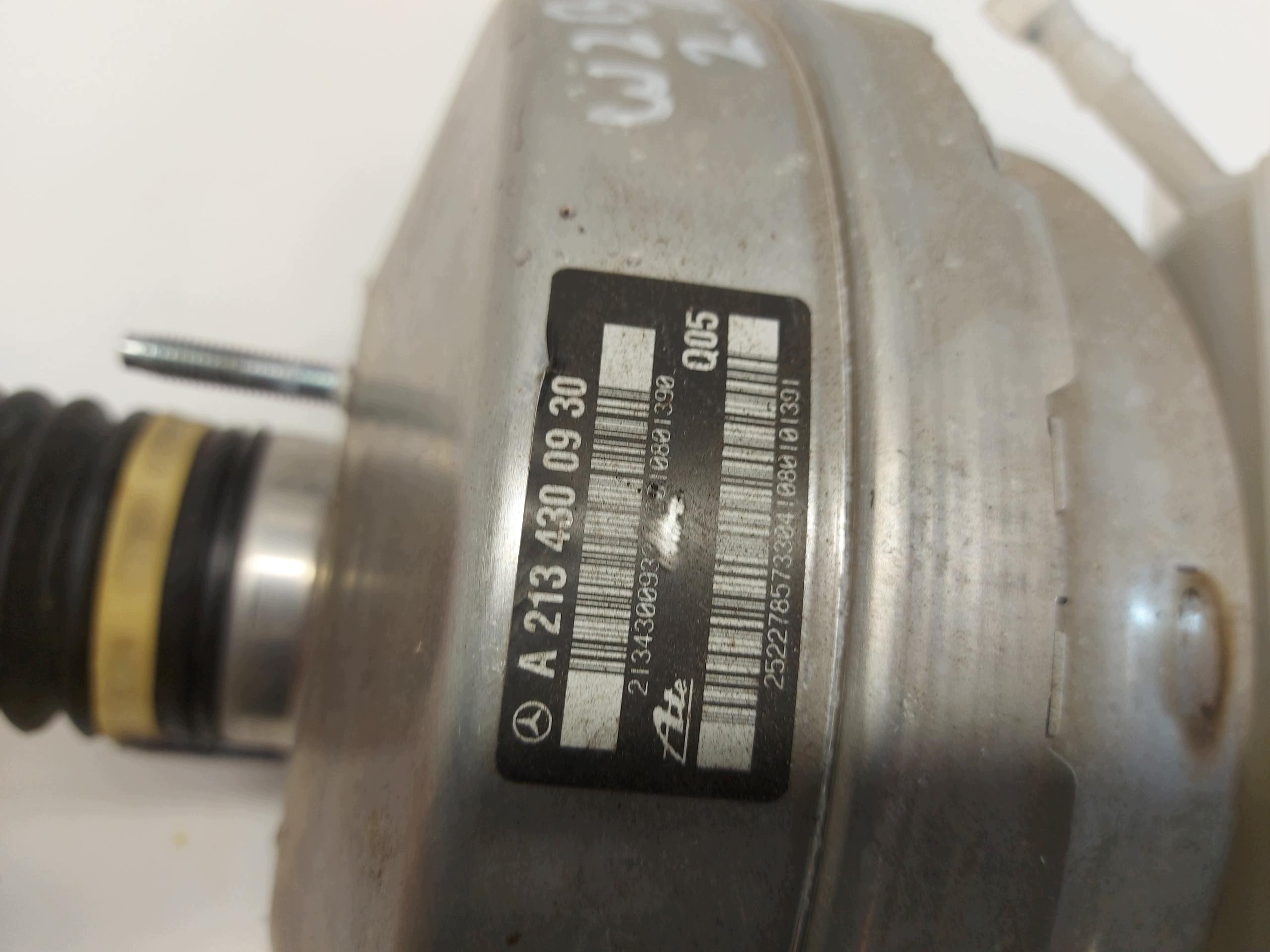 MERCEDES W213 E300de Kombi servofreno servo A2134300930