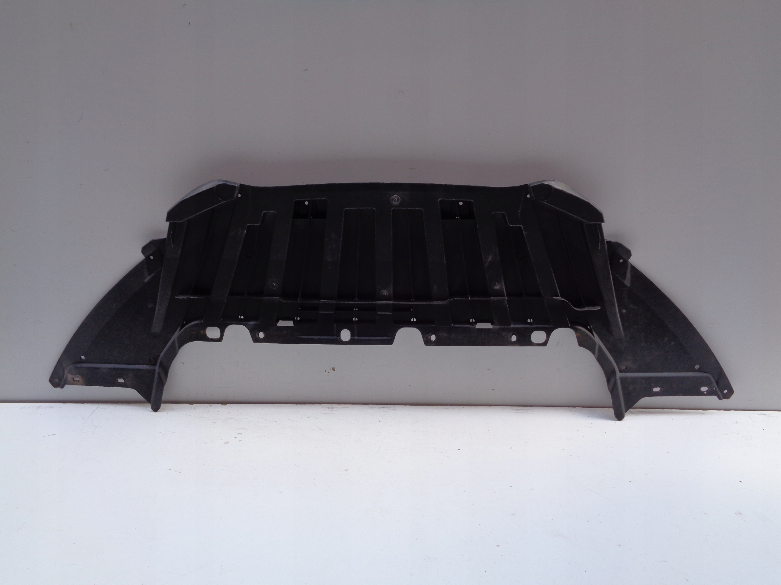 Blende Abdeckung unter Frontstoßstange FORD FOCUS MK3 11-14