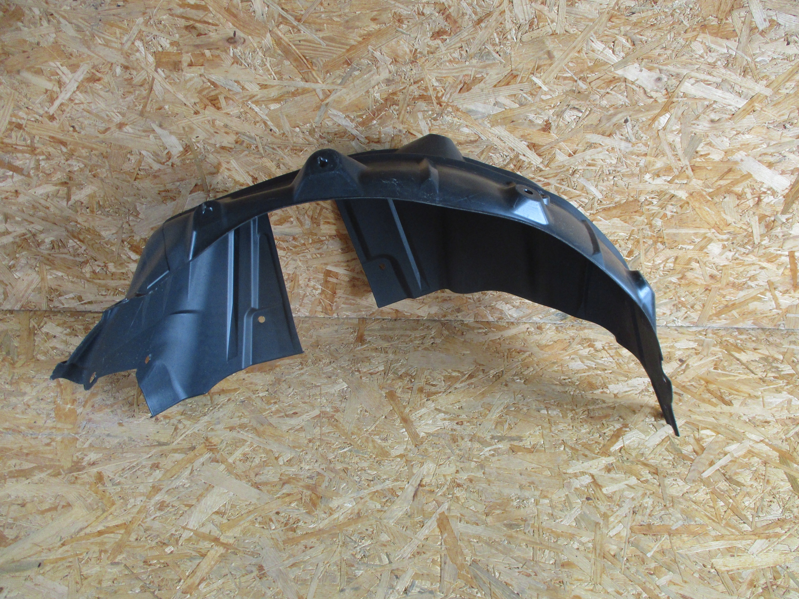 mudguard right rear. TOYOTA YARIS CROSS 20