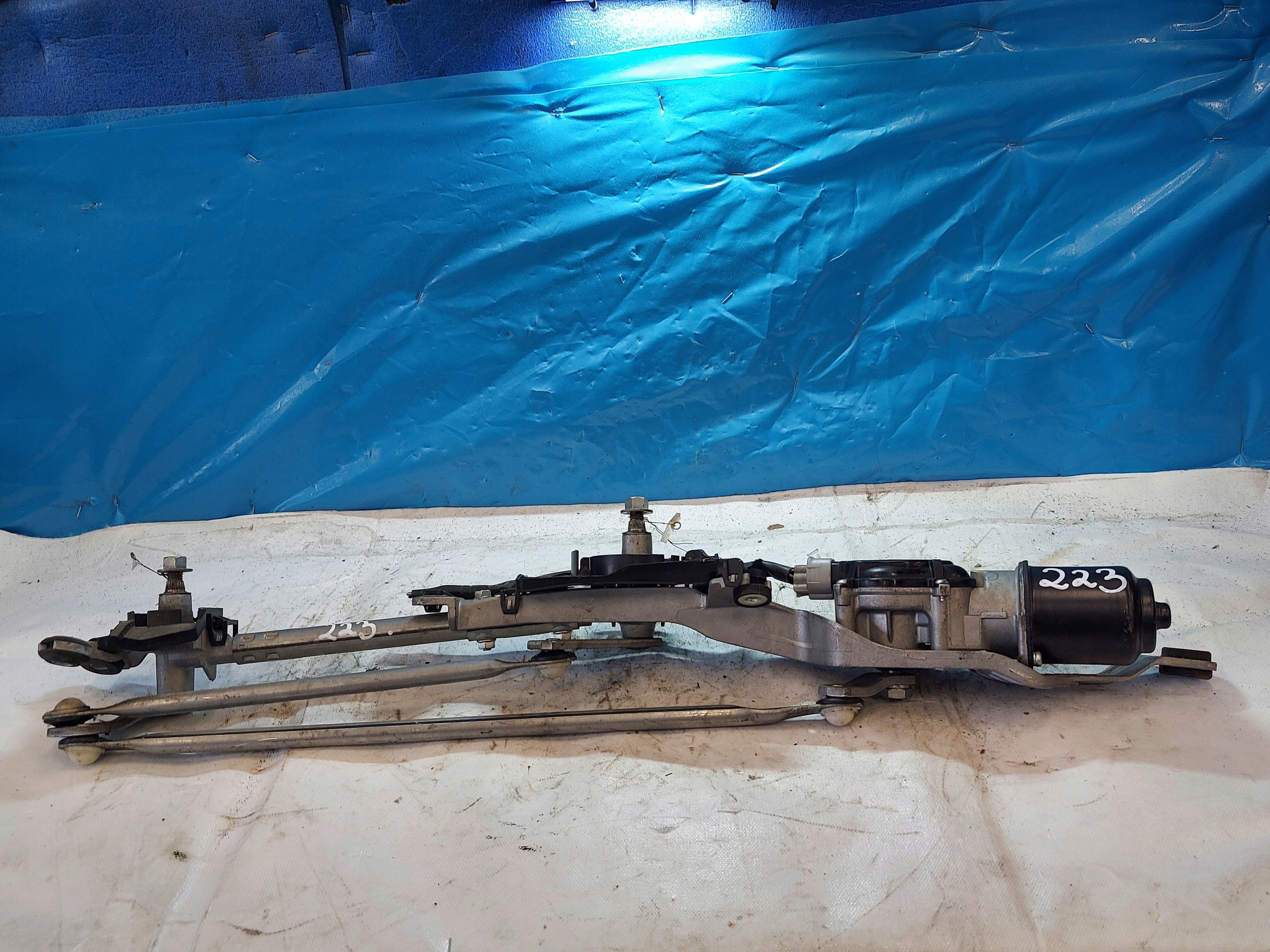 wiper mechanism MAZDA II DF716737X front