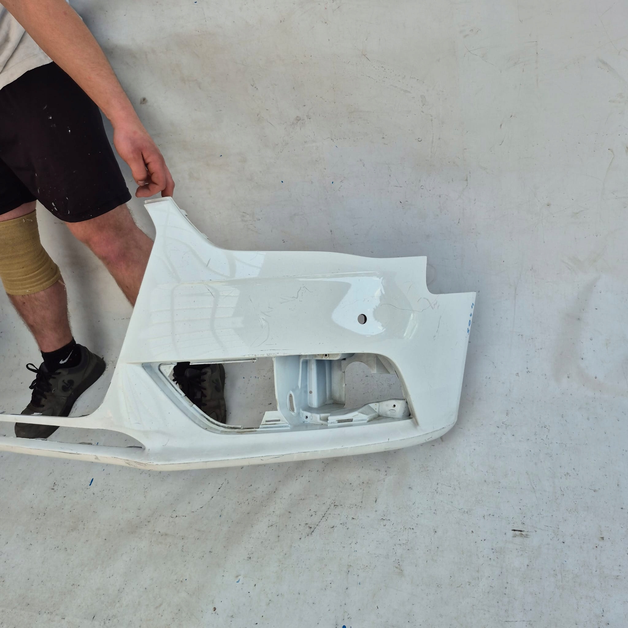 AUDI A4 B8 8K LIFT 11-15 bumper front front PDC