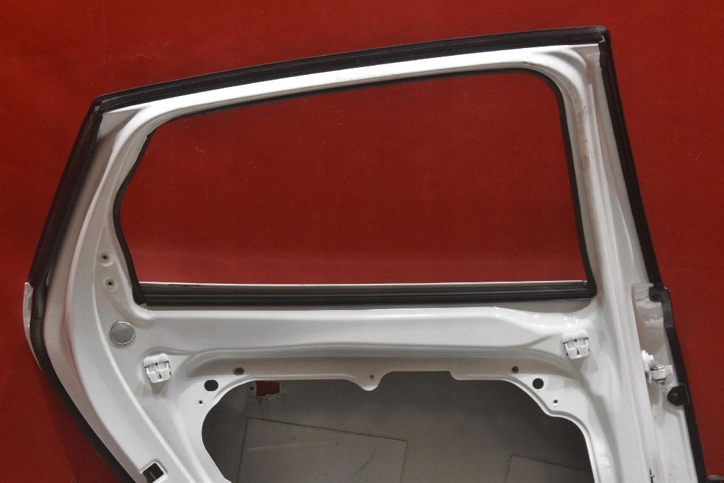 Tür links heck hinten WHITE SOLID VOLVO V40 2 II 5D HB 12-16