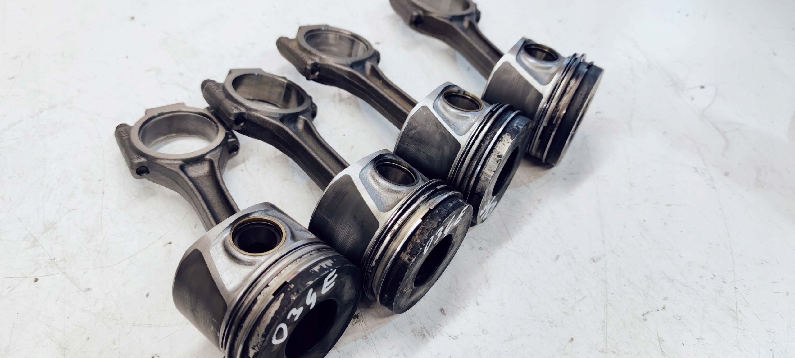 PISTON + BIELLE AUDI VW 2.0 TDI BLB BRE 03GE 038J