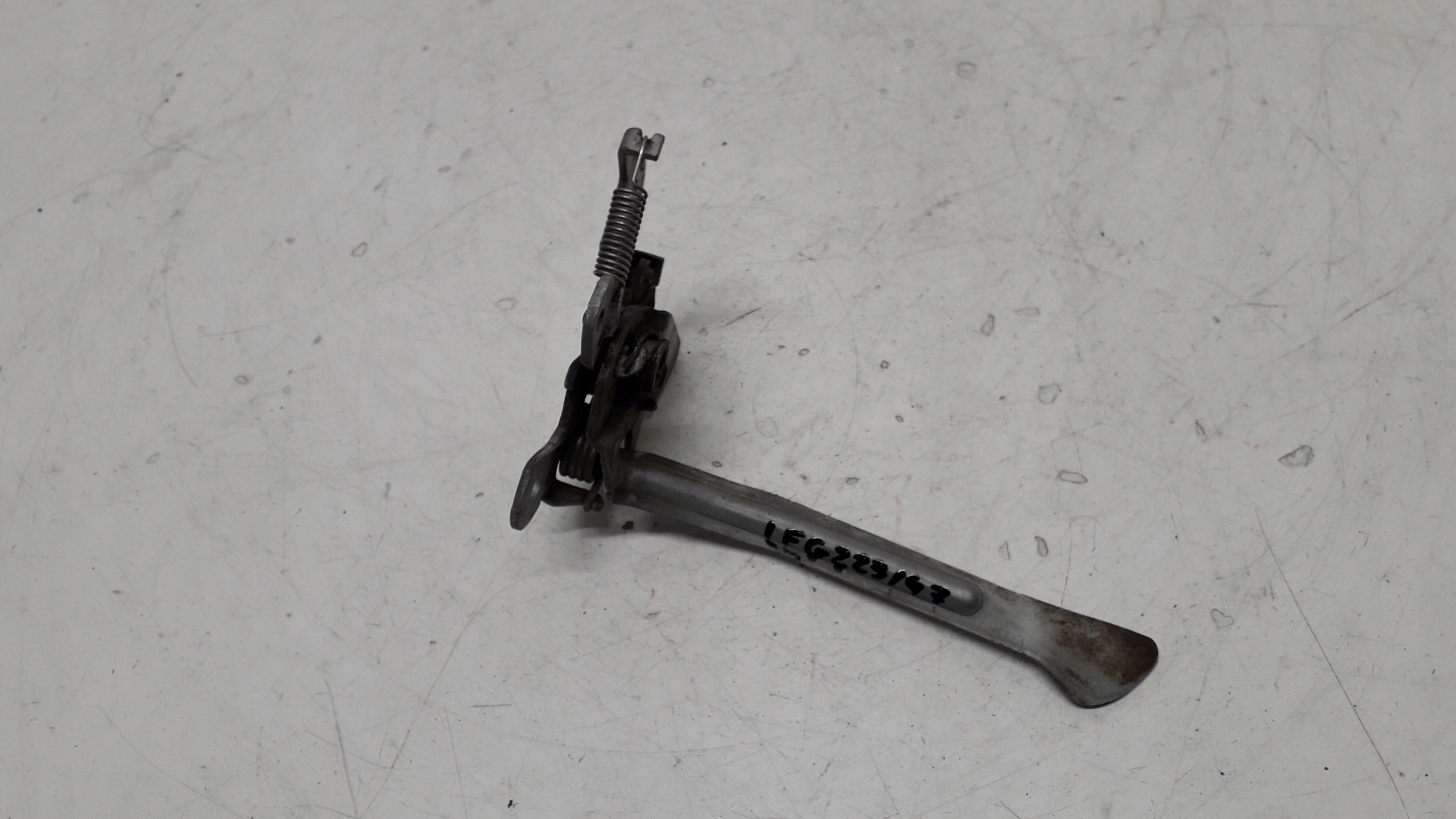 9654506080 - CITROEN C4 GRAND PICASSO замок болт капота