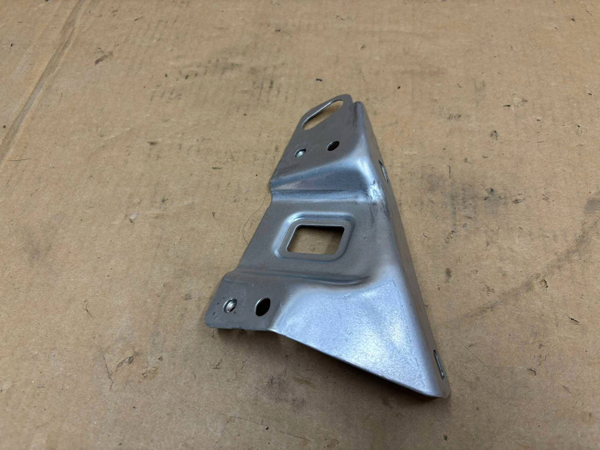 Support plaque Poignée Aile FIAT 500 51791994