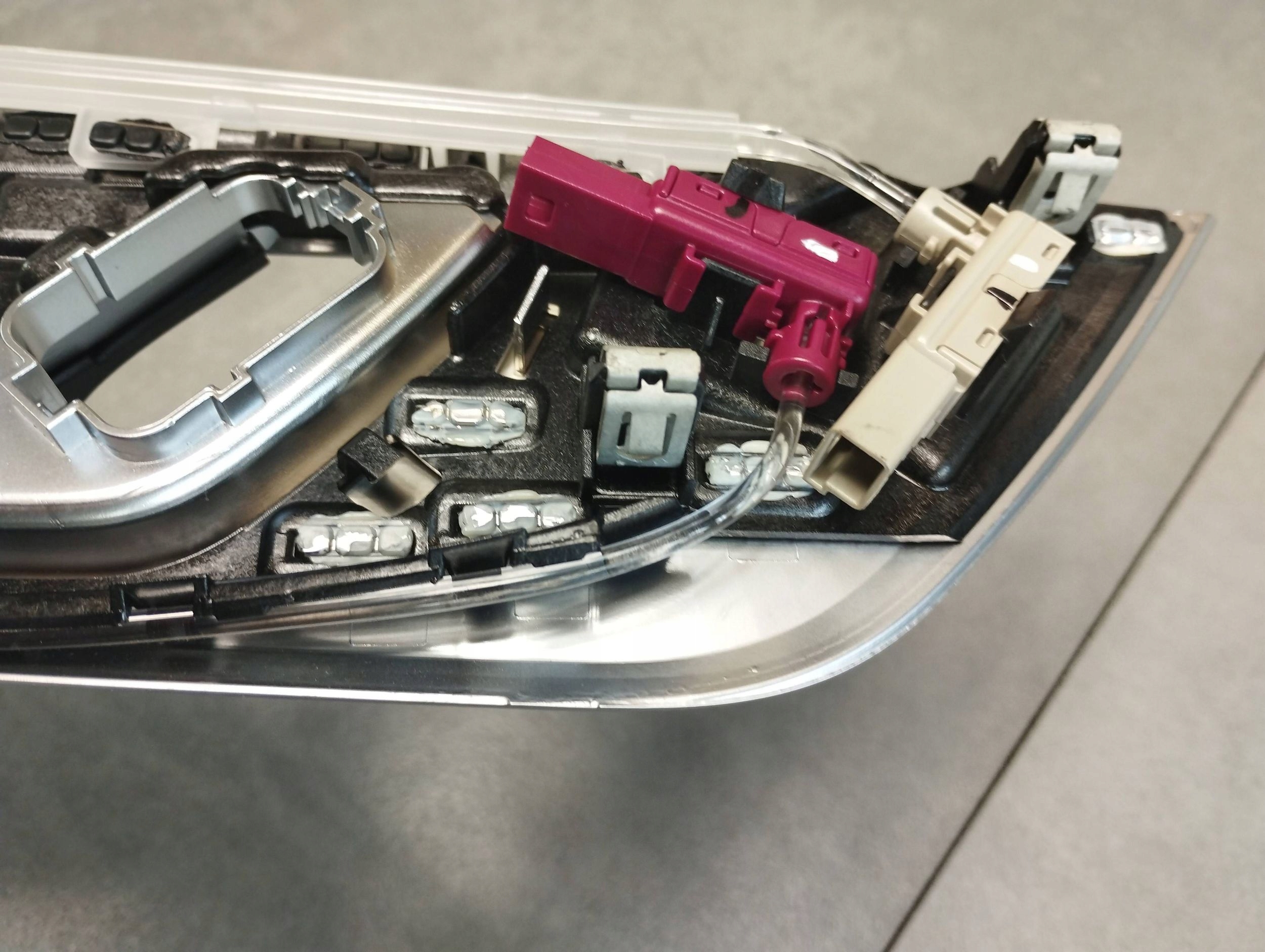 BMW 7 G11 moulding DEKOR door right front 7851832