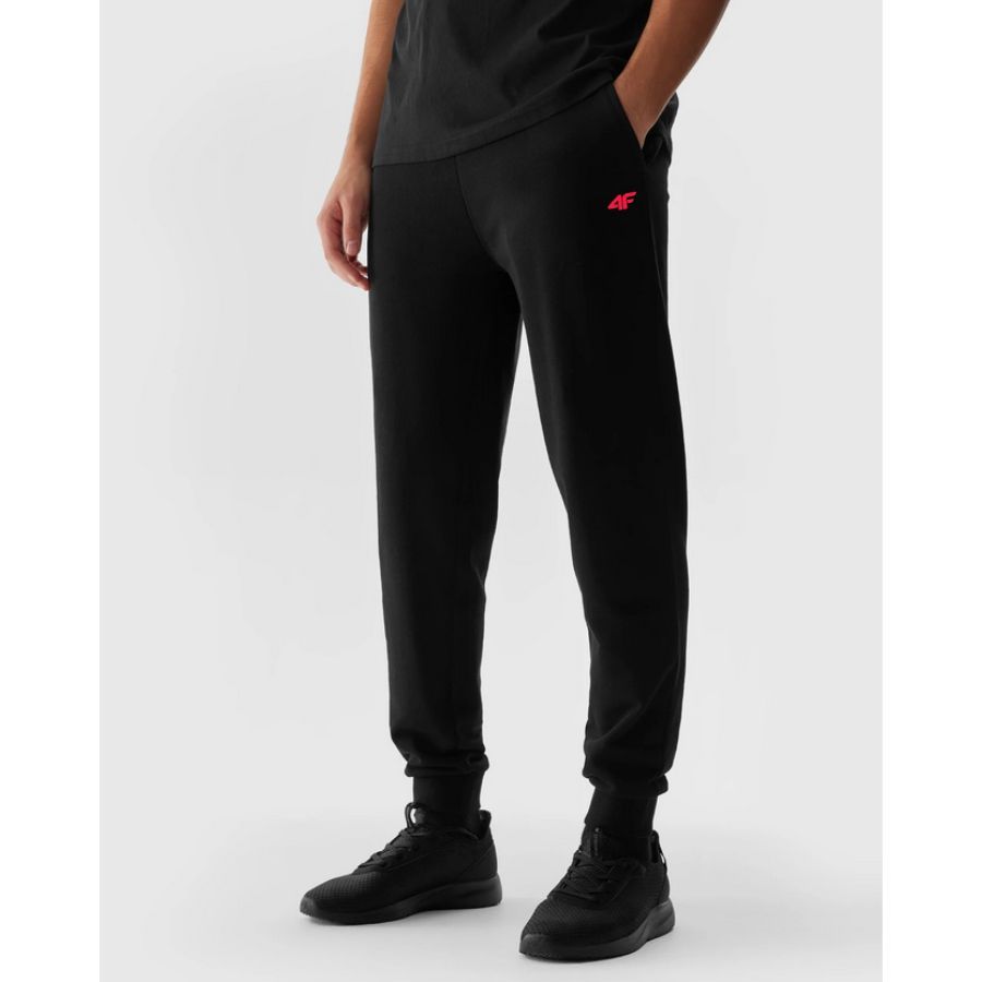 ZESTAW KOSZULKA MĘSKA 4F T-SHIRT SPODNIE DRESOWE KOMPLET SPORTOWY Kod producenta 4FWSS24TTSHM1154-20S-M