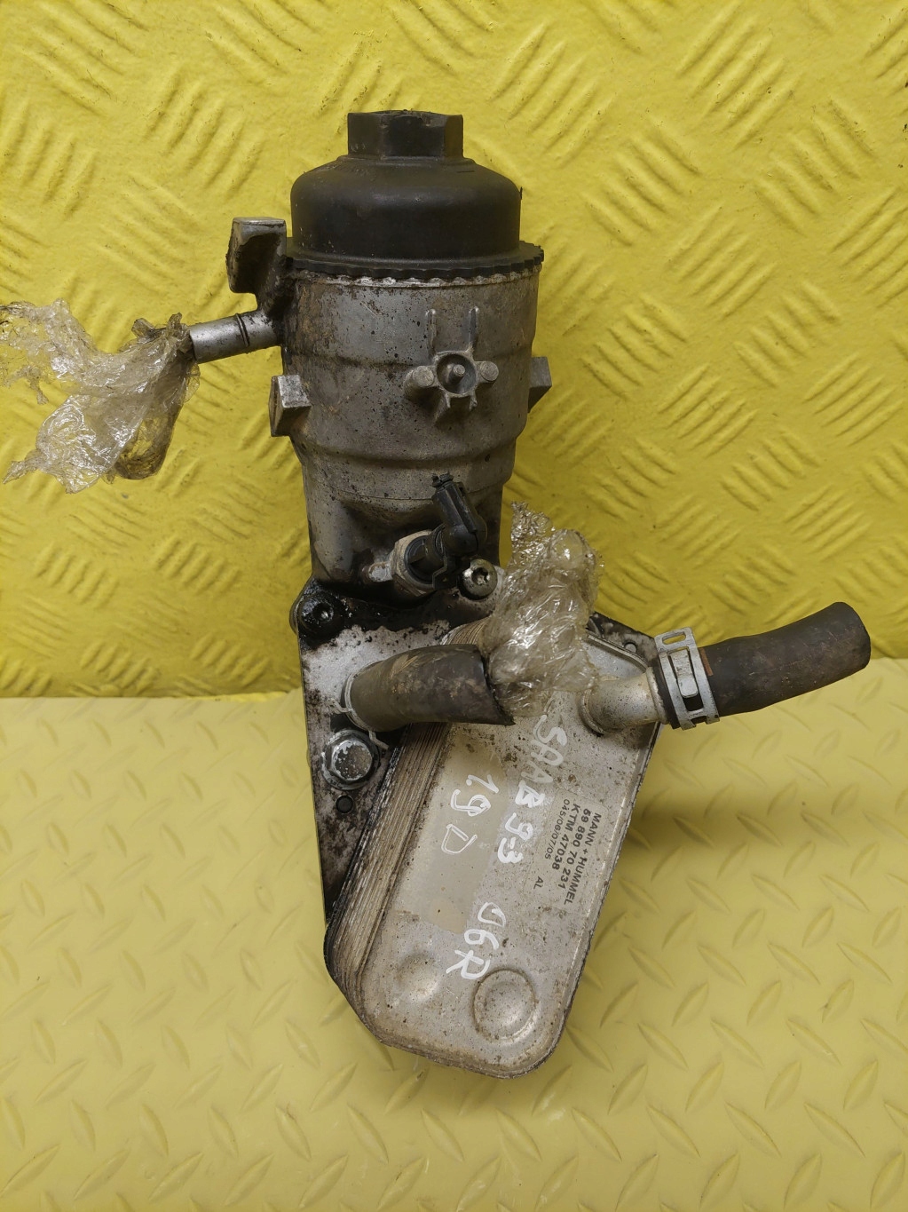SAAB 9-3 II 1.9 TID Gehäuse filter oil 5989070231