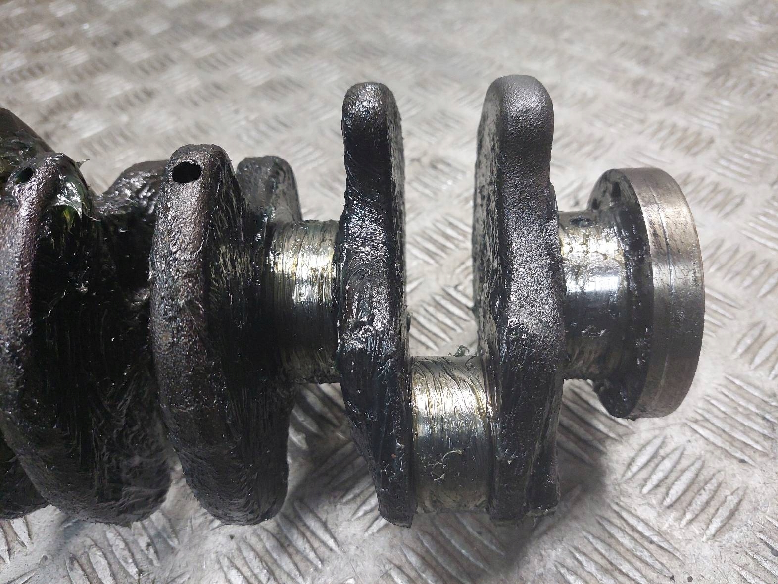 crank VOLKSWAGEN TRANSPORTER T4 AJA 2.4 D