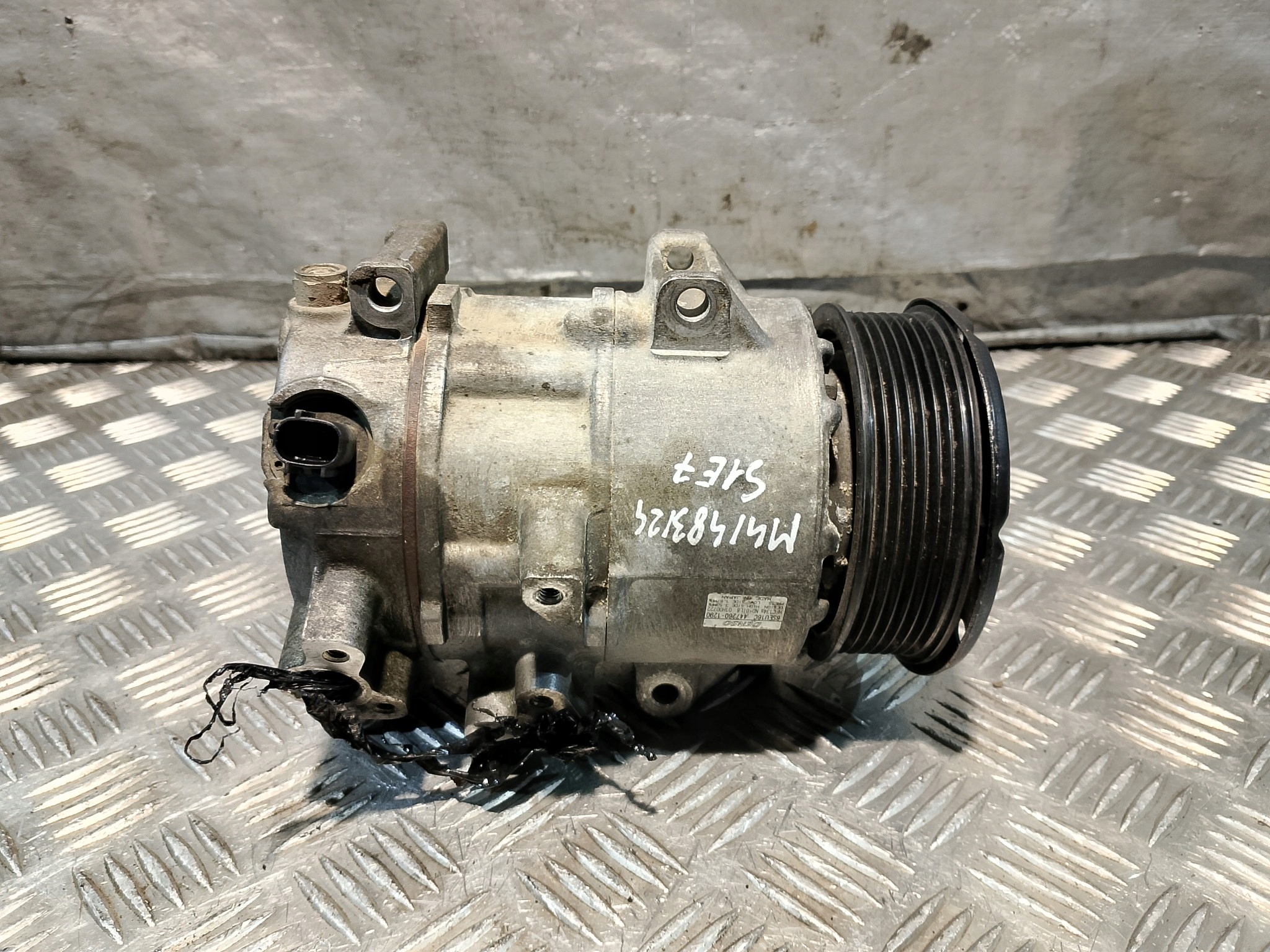 compressor compressor; of the air conditioning LEXUS IS II 220 D 2.2 D DENSO 447260-1290