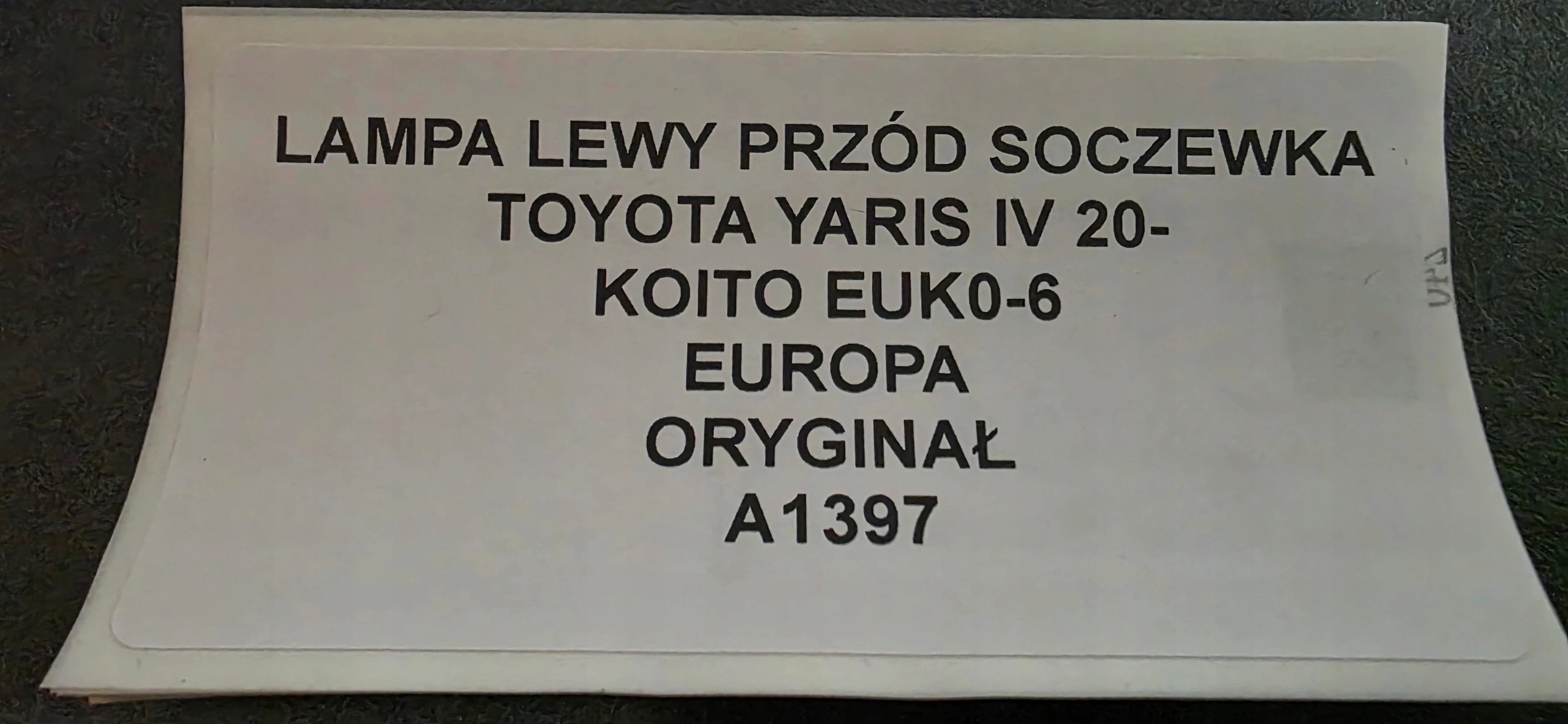 light left front lens TOYOTA YARIS IV 20- original KOITO EUK0-6