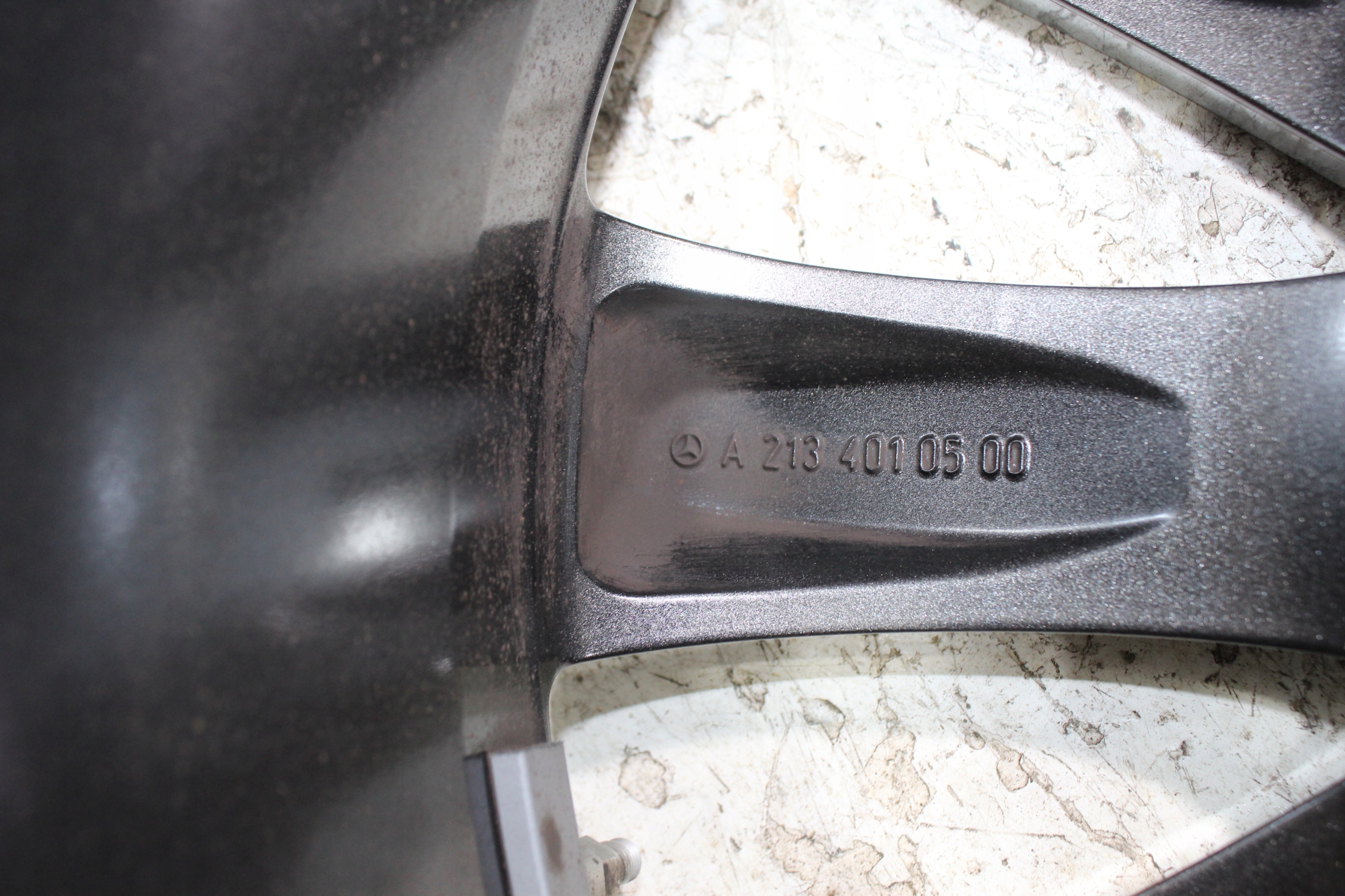 Mercedes hliníkový disk 19 A2134010500