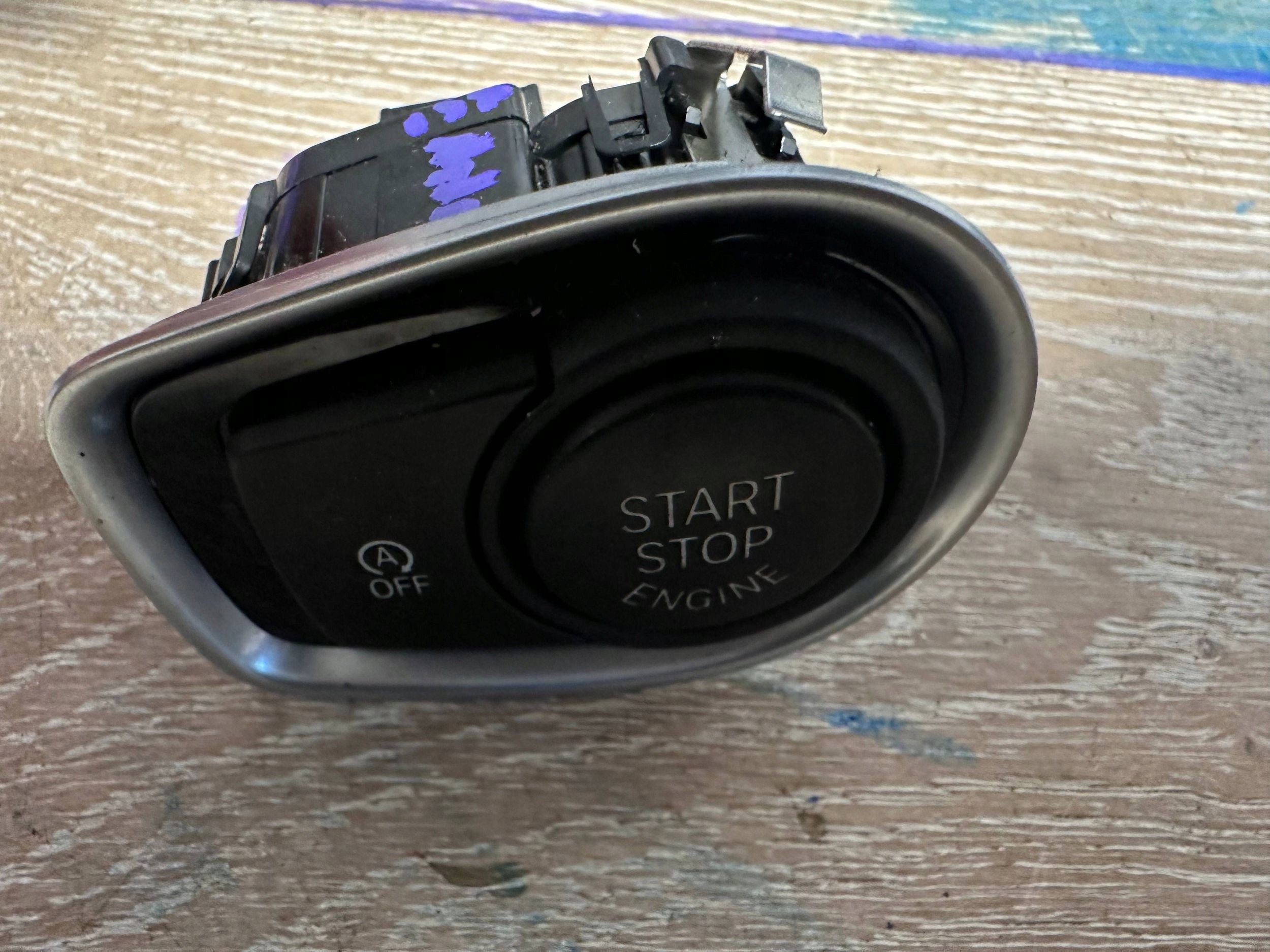 button Start-Stop BMW X1 F48 F49 9289135