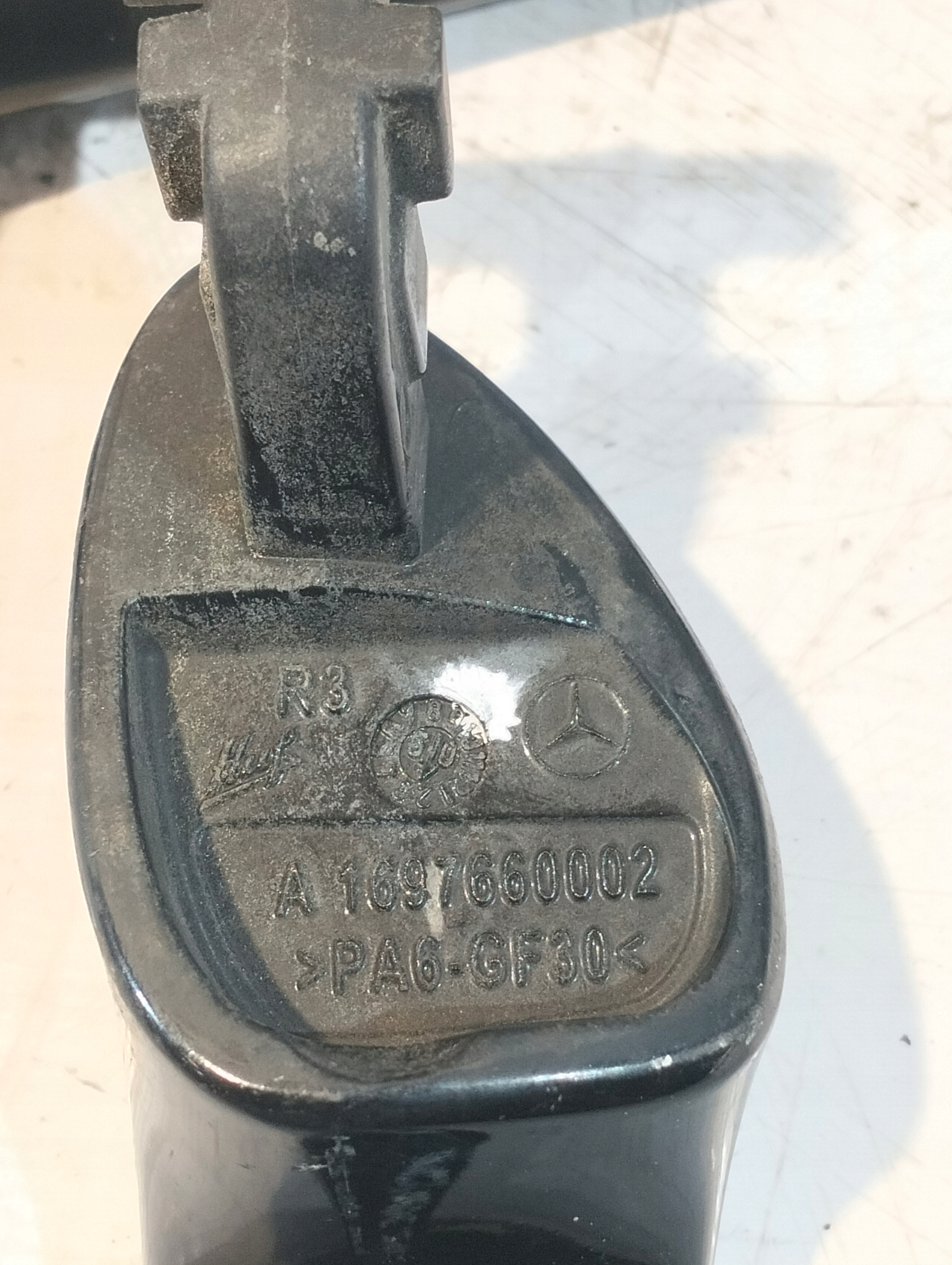 MERCEDES W169 handle exterior right rear part
