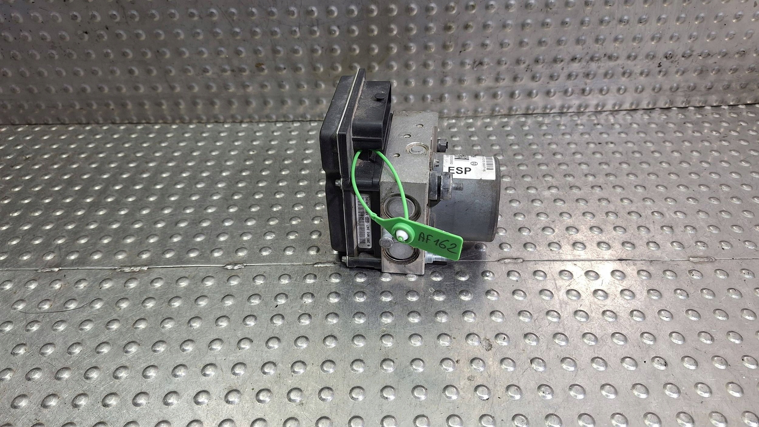 pump control unit ABS 51977351 0265252682 FORD KA MK2