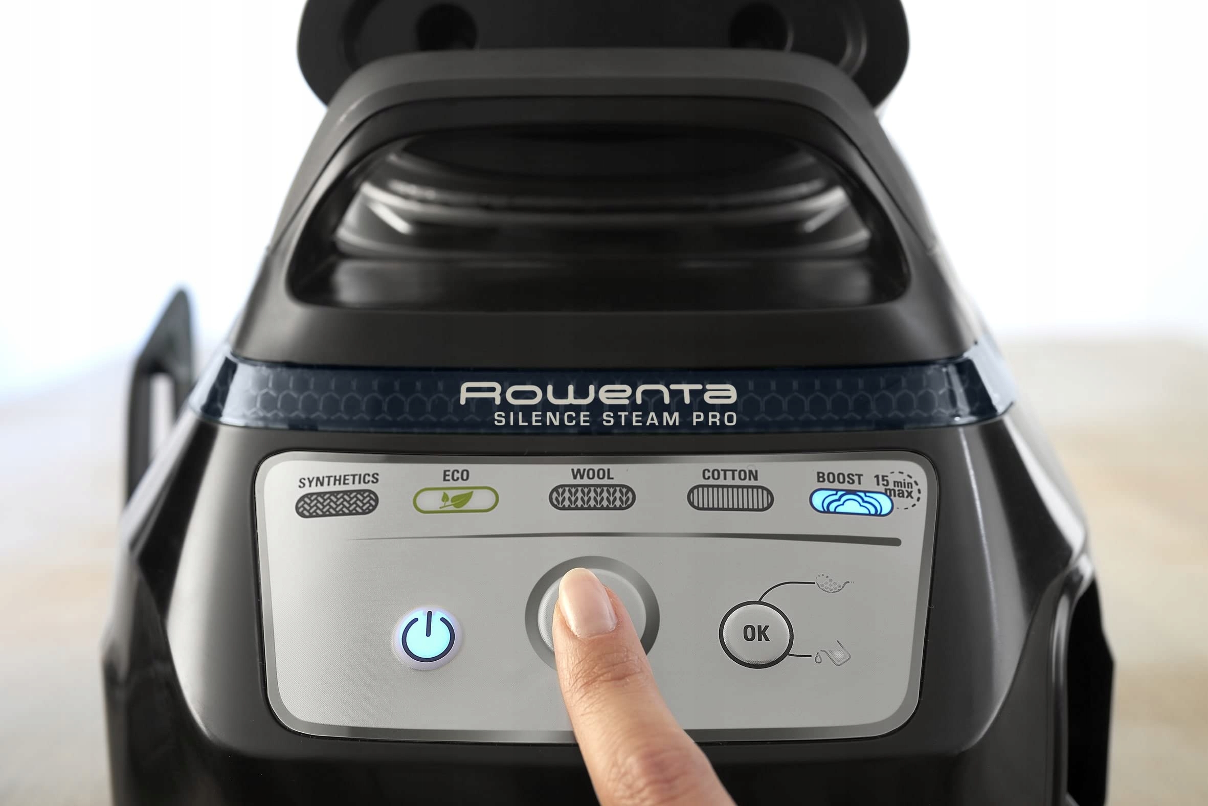 ROWENTA Silence Steam Pro Stacja Parowa 2800W 1,3L Czarny Zielony — miniatura 6