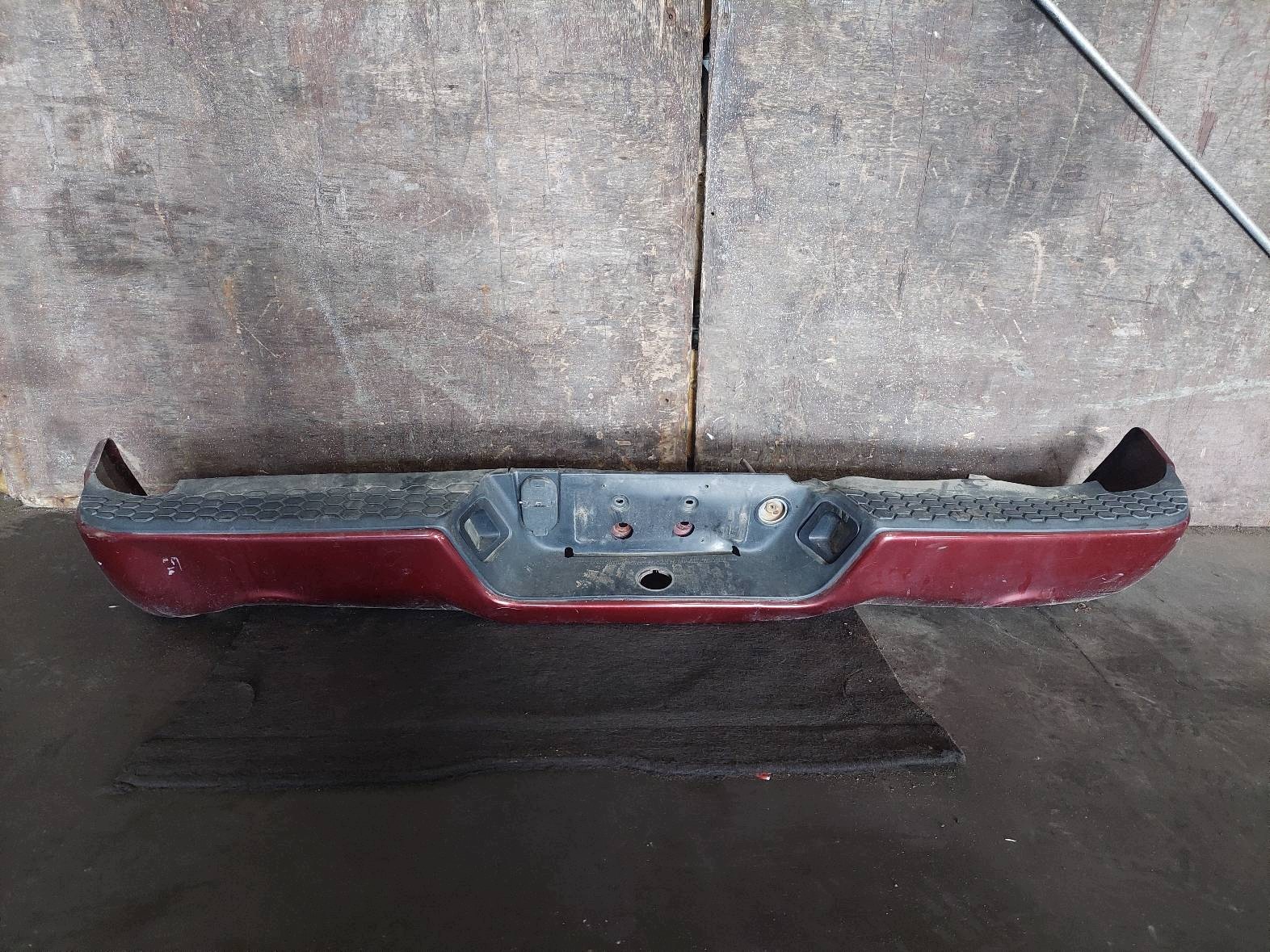 paraurti posteriore RAM 1500 e LIFT PRV