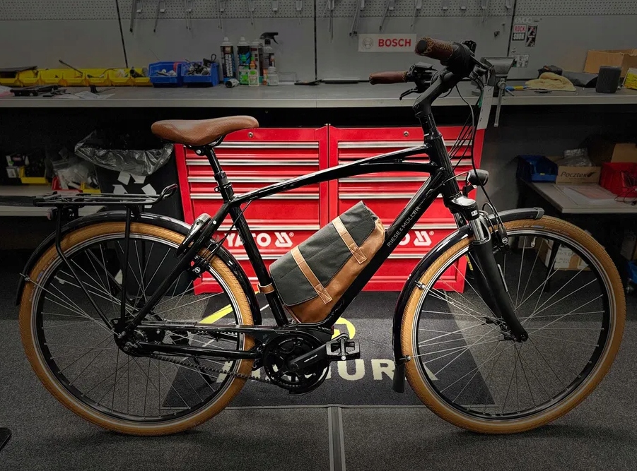 Rower elektryczny Riese&Müller Cruiser 2 Vario czarny 56cm