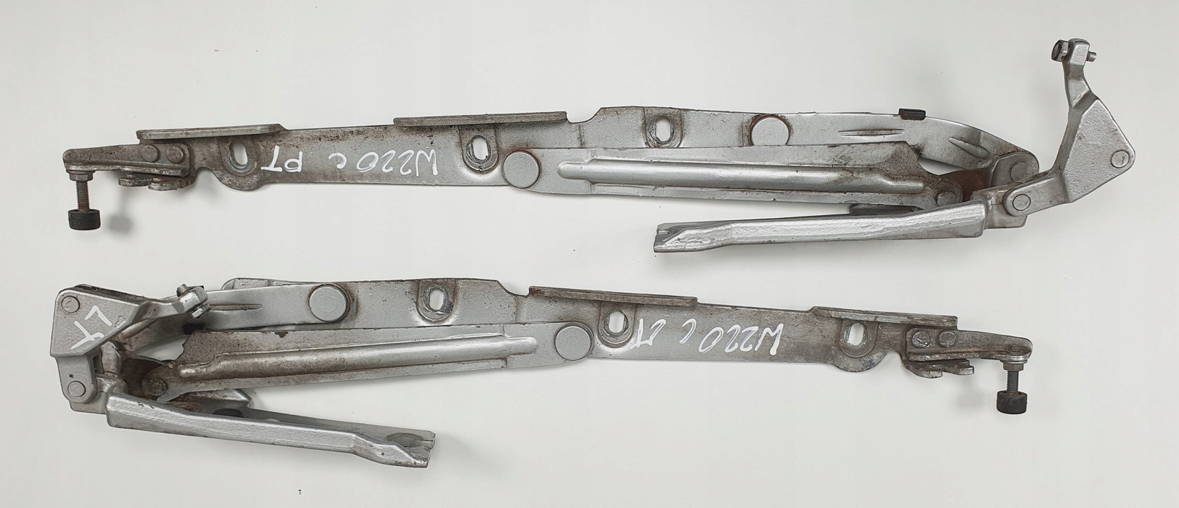 ZAWIASY KLAPY MERCEDES W220 2207500887 PARA