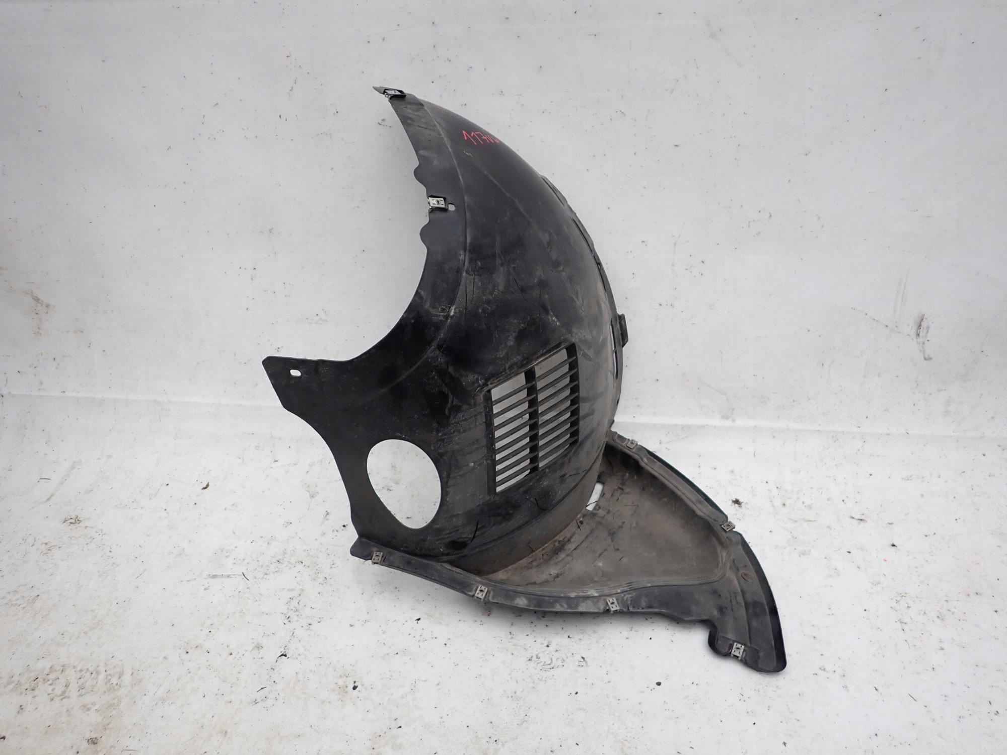 VW GOLF VIII 8 19-> mudguard front front left