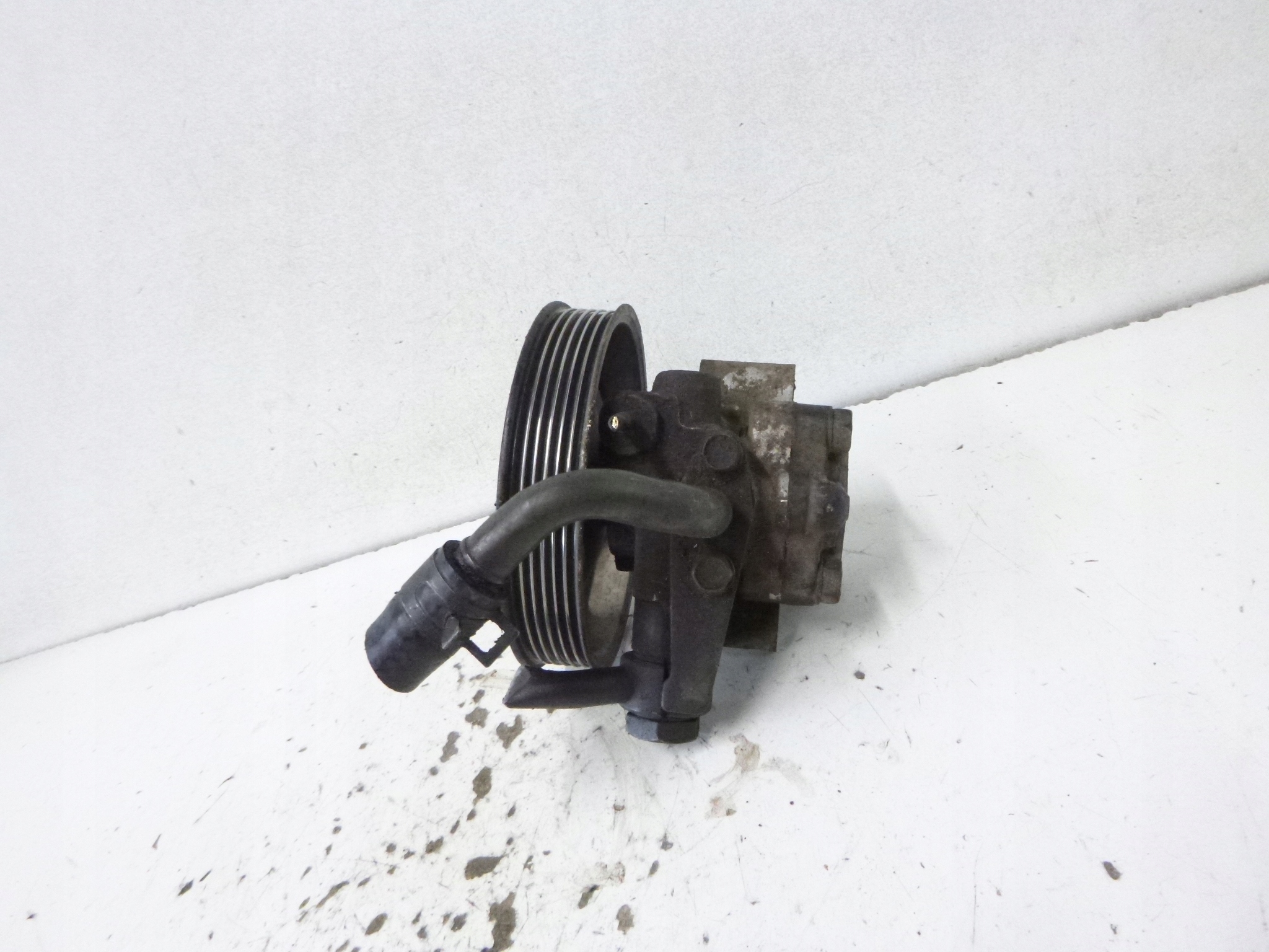 servo pump Hyundai Santa Fe 2.7 2001r. 57100-26100