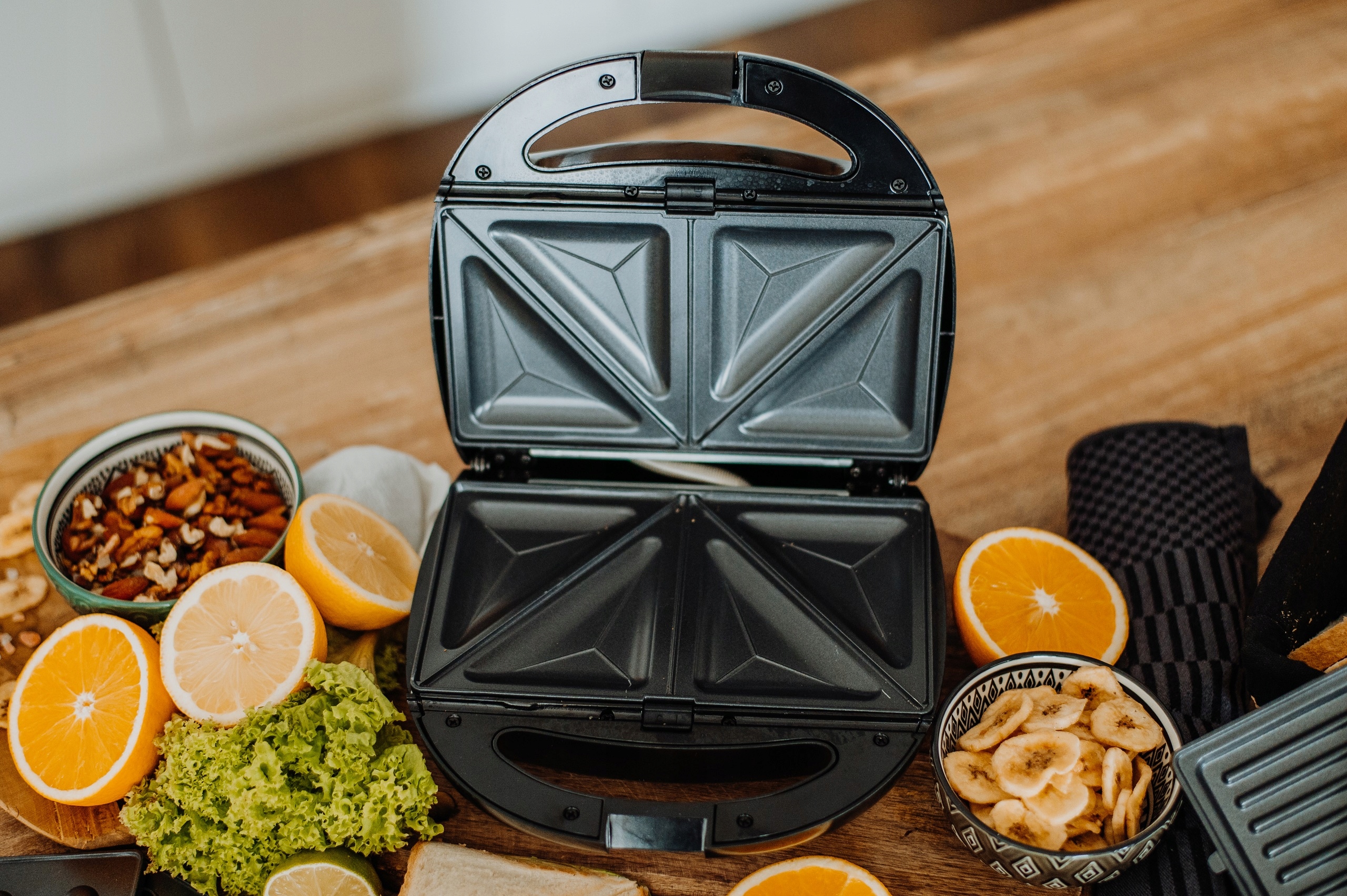 Breville Vst077 Breville VST077 Slice Sandwich Toaster Electrical