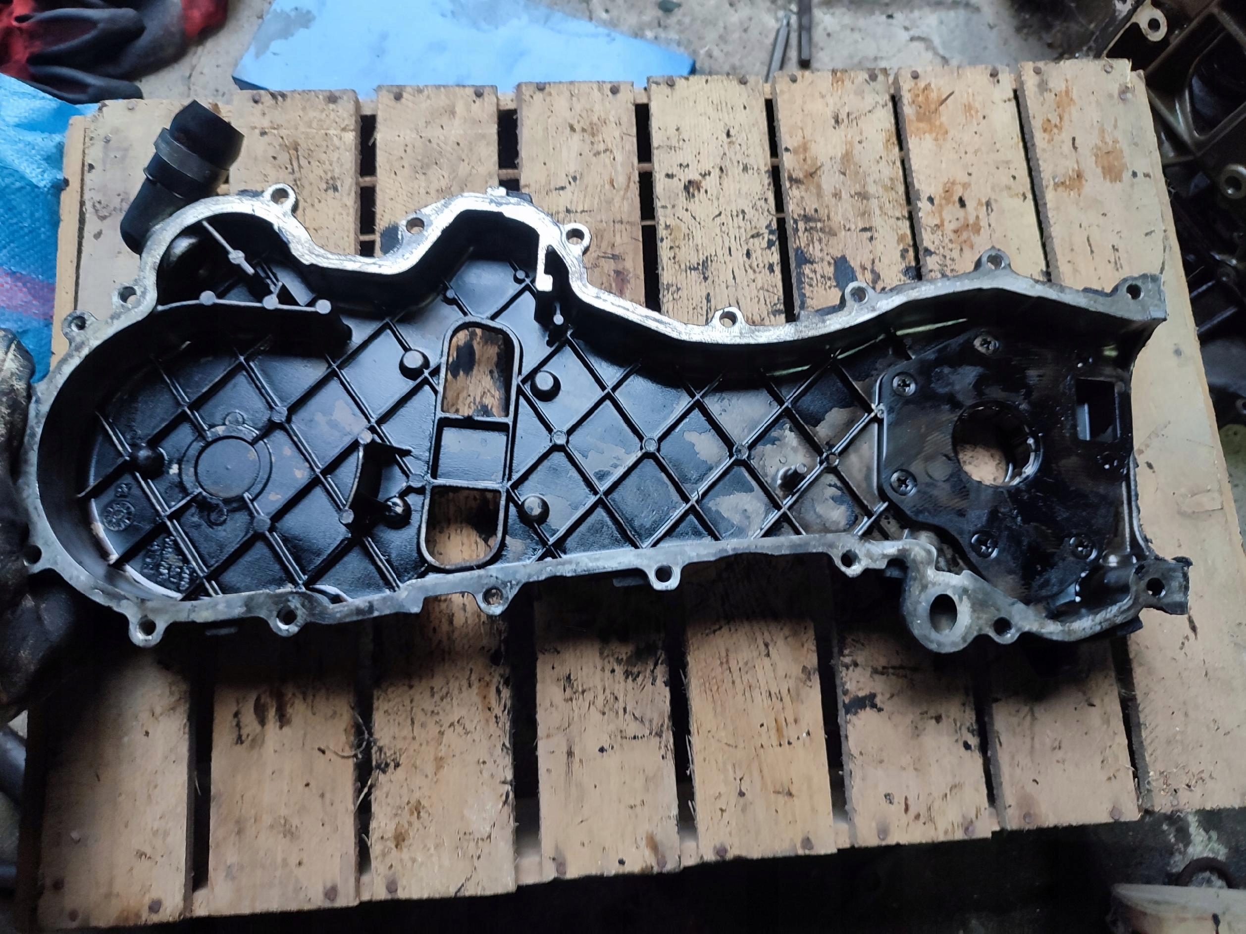 Couvercle carter distribution FIAT PANDA 1.3 37004600