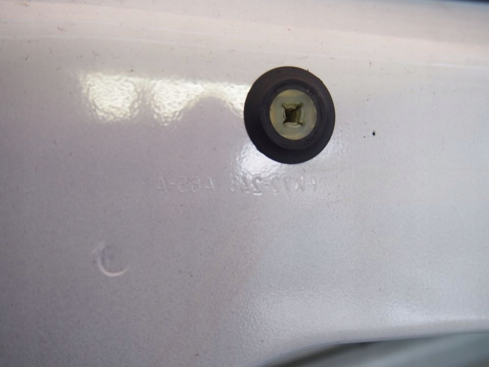 Range Rover Discovery Sport door left rear part rear. 14r