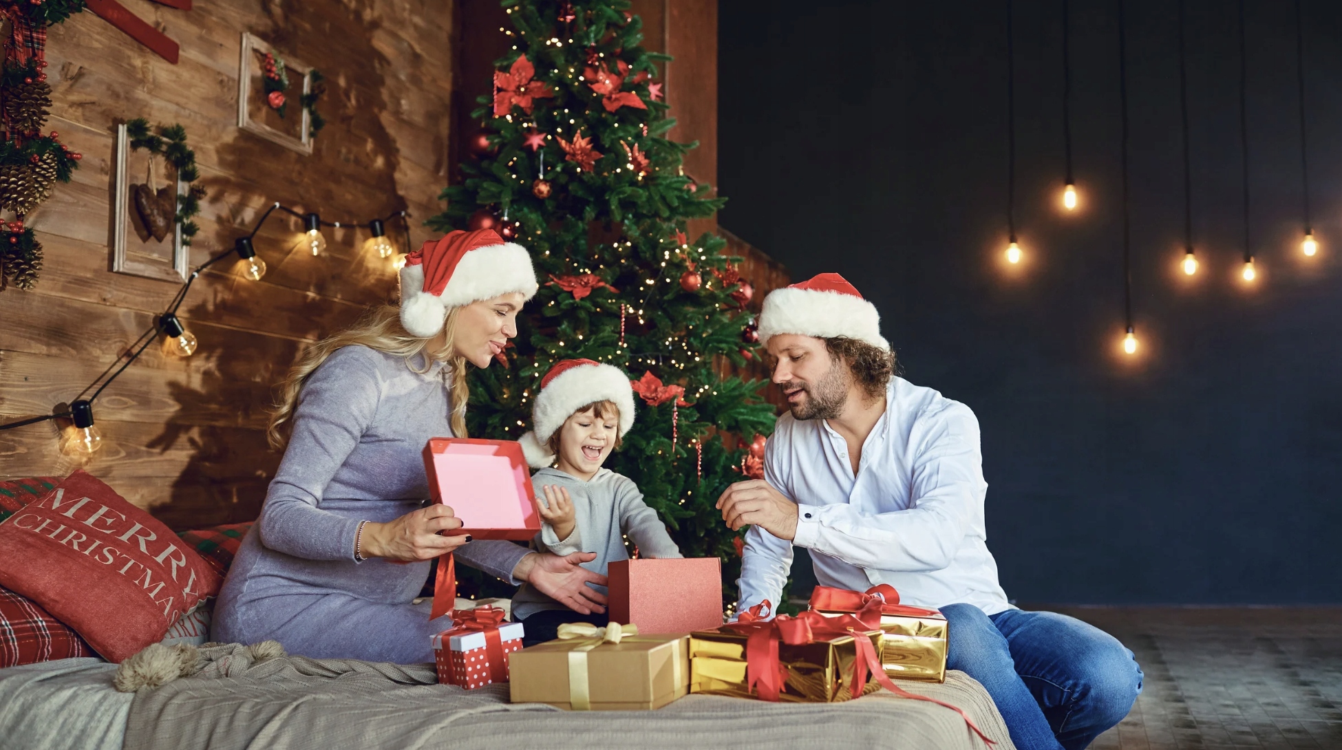 SKARPETY ŚWIĄTECZNE Z KOŻUSZKIEM KAPCIE ANTYPOŚLIZGOWE NA ZIMĘ ABS RENIFER Kolor wielokolorowy