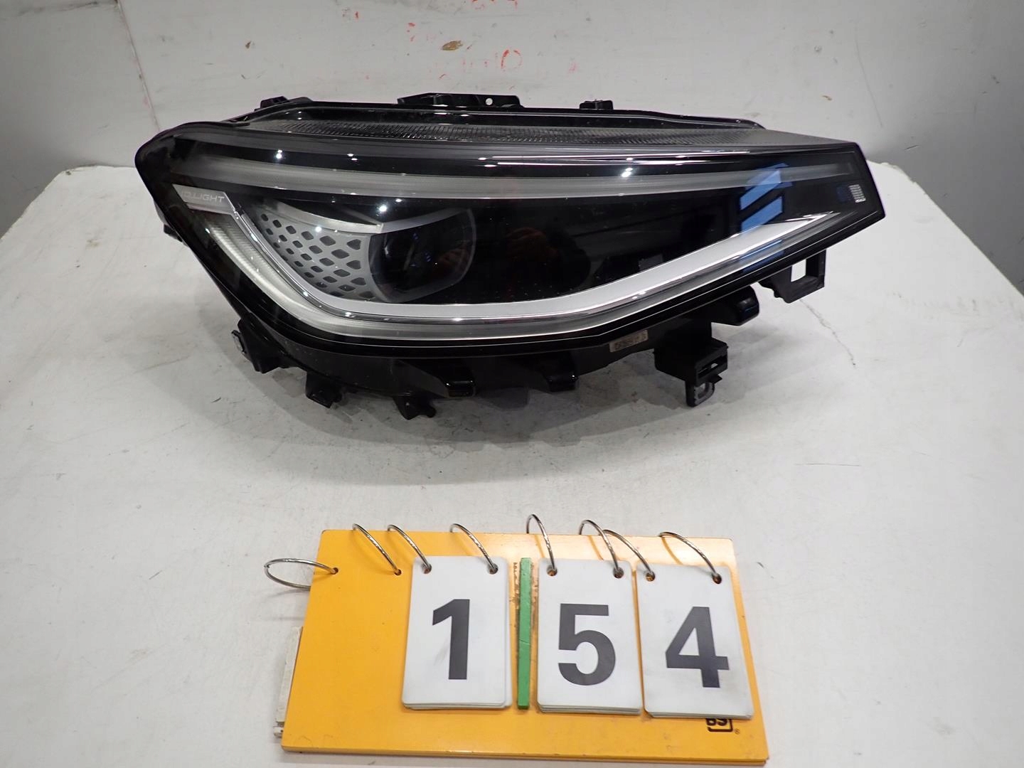 light front front right VW ID4 2020- FULL LED 11B941036E