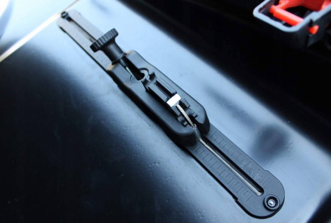 Box dachowy Inter Pack Stella 481 Grafit Polysk Model Inter Pack Stella 481