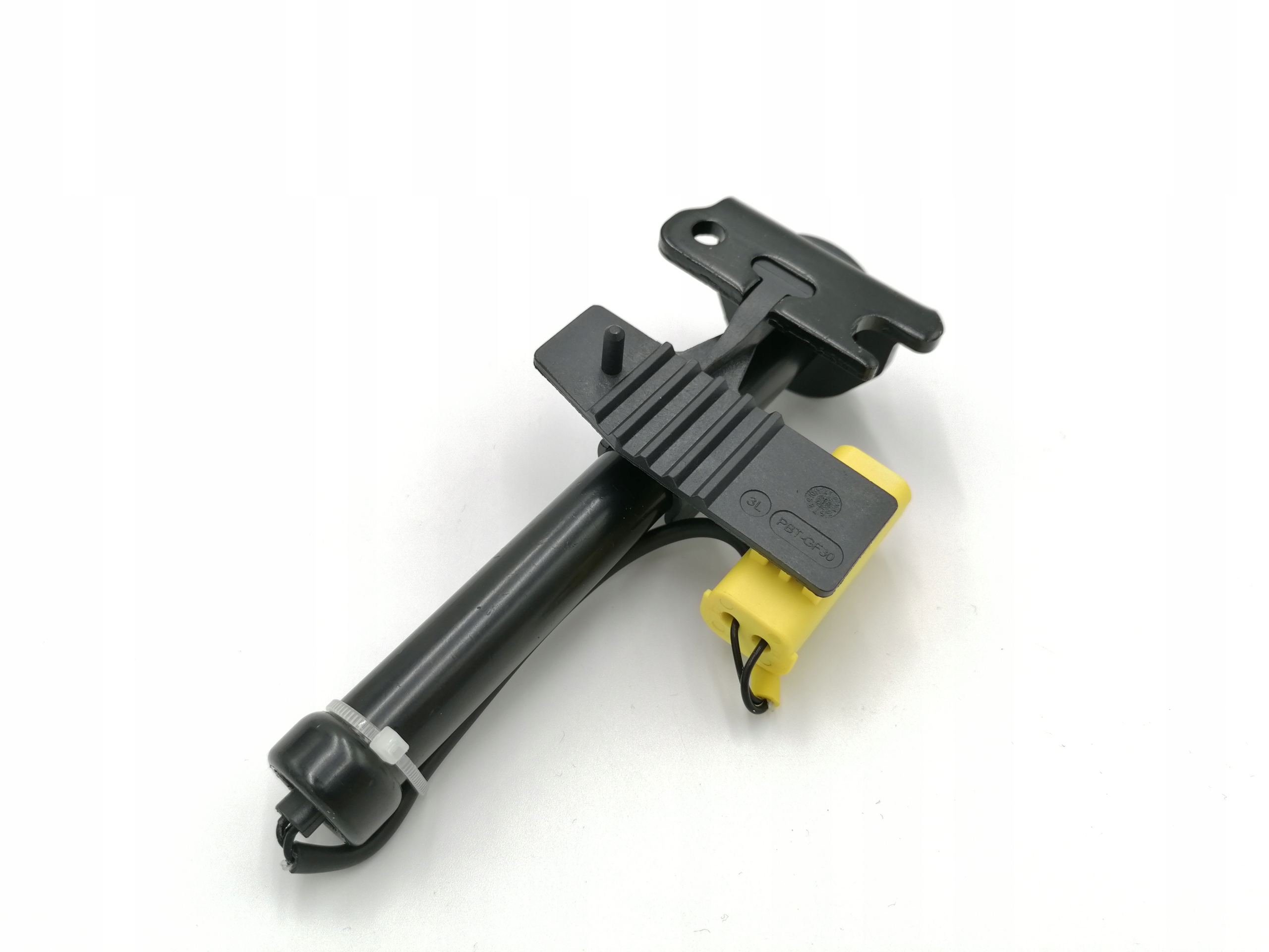 NOWY NABÓJ MASKI BMW X3 G01 NIEREGENEROWANY LEWY Typ samochodu 4x4/SUV Samochody osobowe