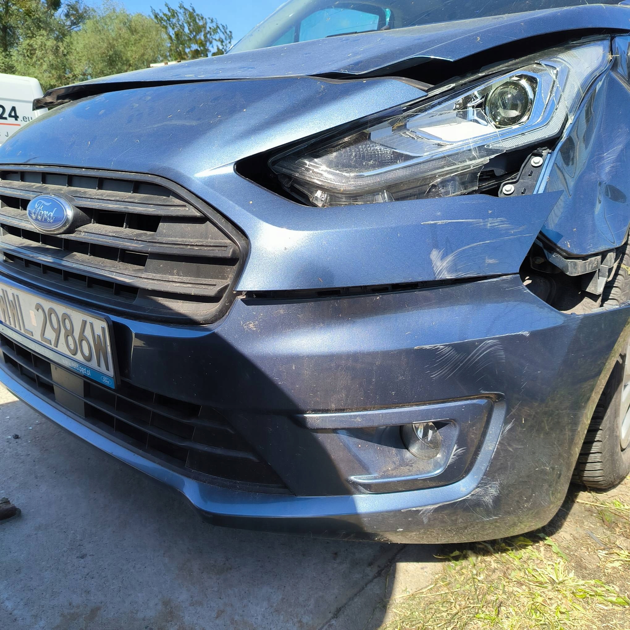 Stoßstange vorne BLUE METALLIC FORD TRANSIT CONNECT II LIFT