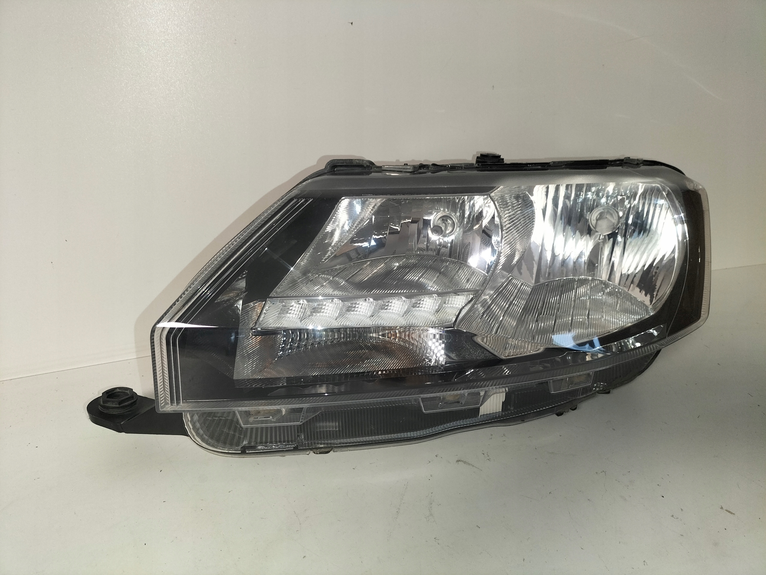 light front reflektor left SKODA RAPID LIFT 17- LED