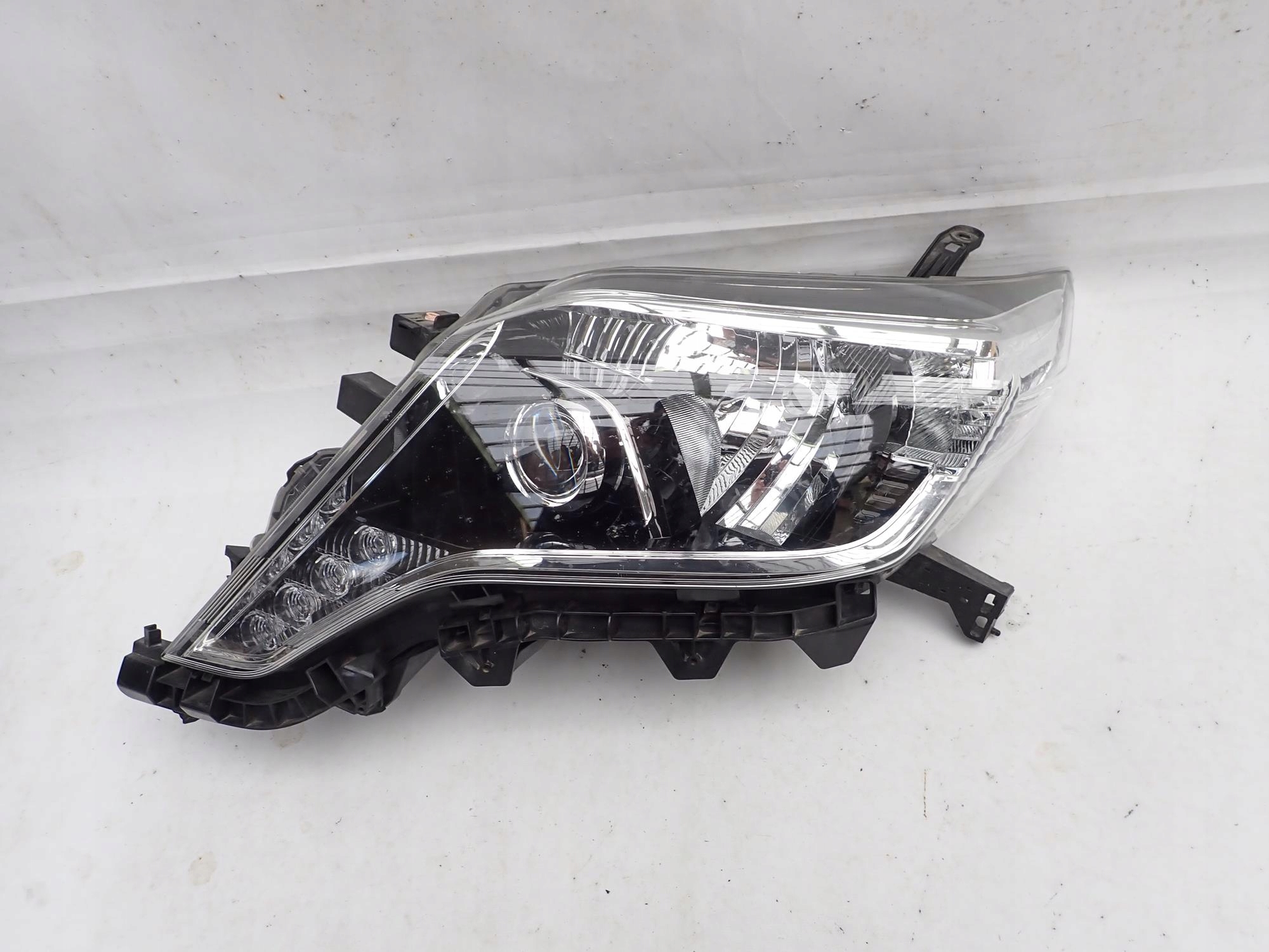 TOYOTA LAND CRUISER J150 LIFT 13-17 light front front left