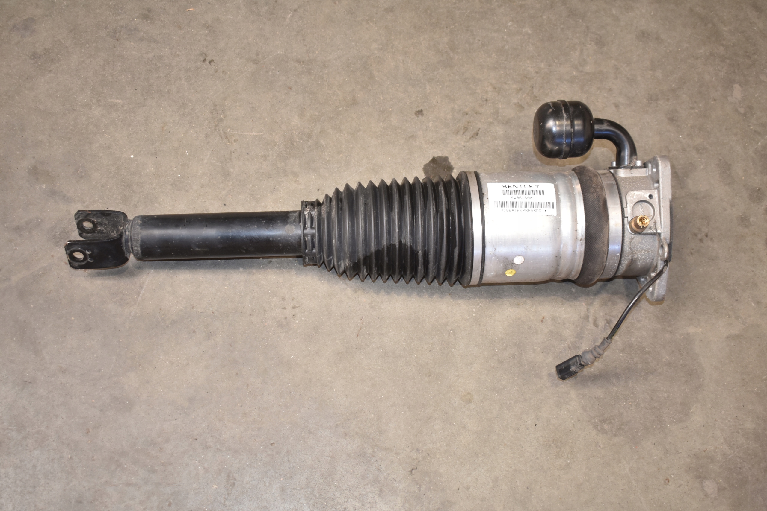 IDEALNY shock absorber rear part rear left BENTLEY FLYING SPUR 15R. 1