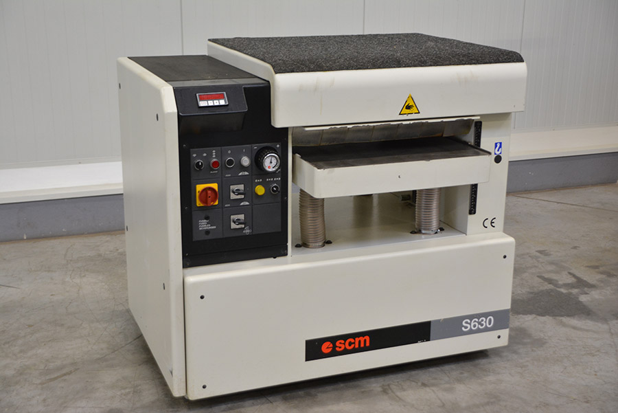 GRUBOŚCIÓWKA SCM S630 - PNEUMATYCZNY DOCISK ROLEK - NOŻE TERSA Marka SCM