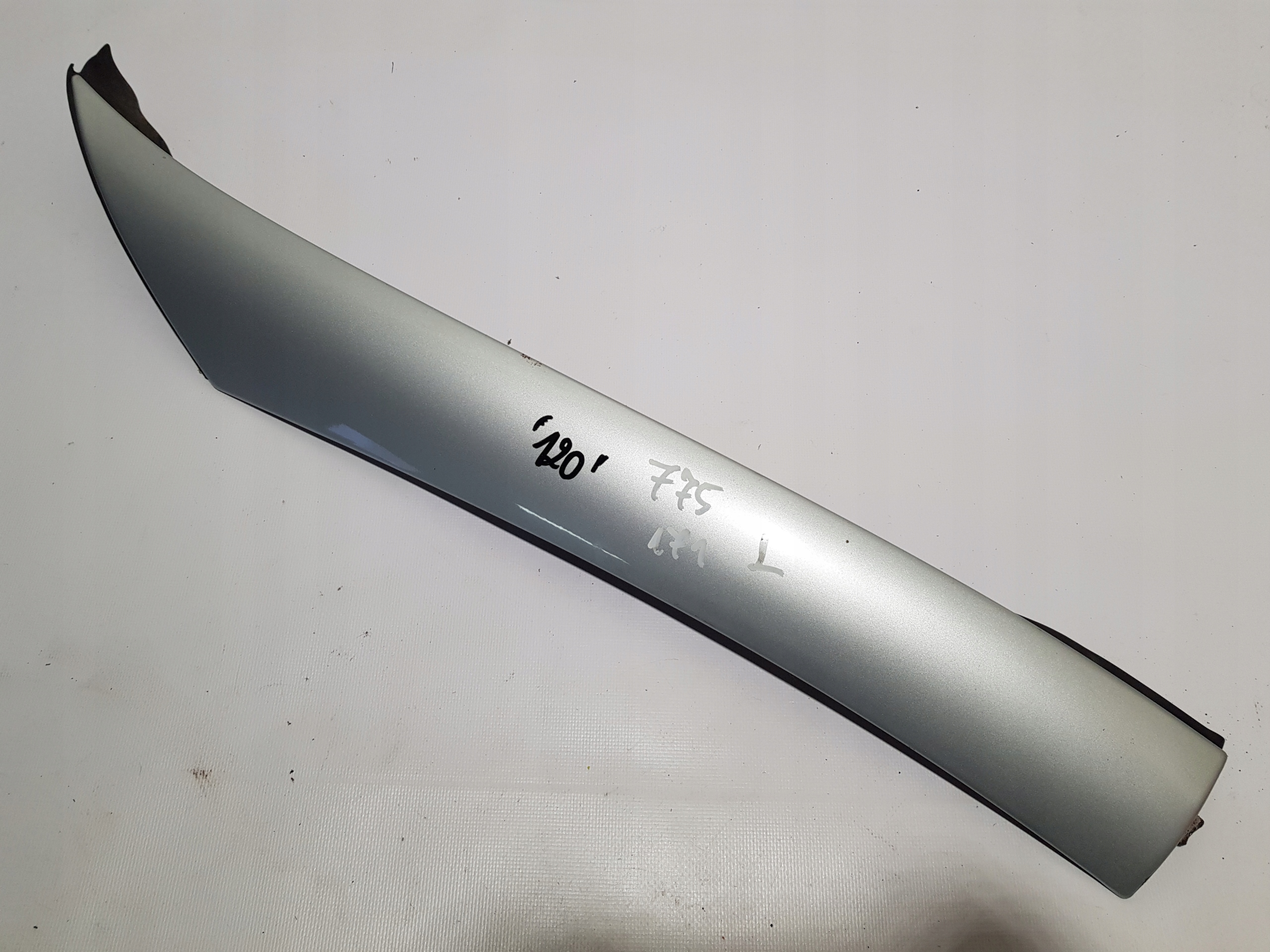 cover SLUPKA left front MERCEDES SLK R171 C775 775