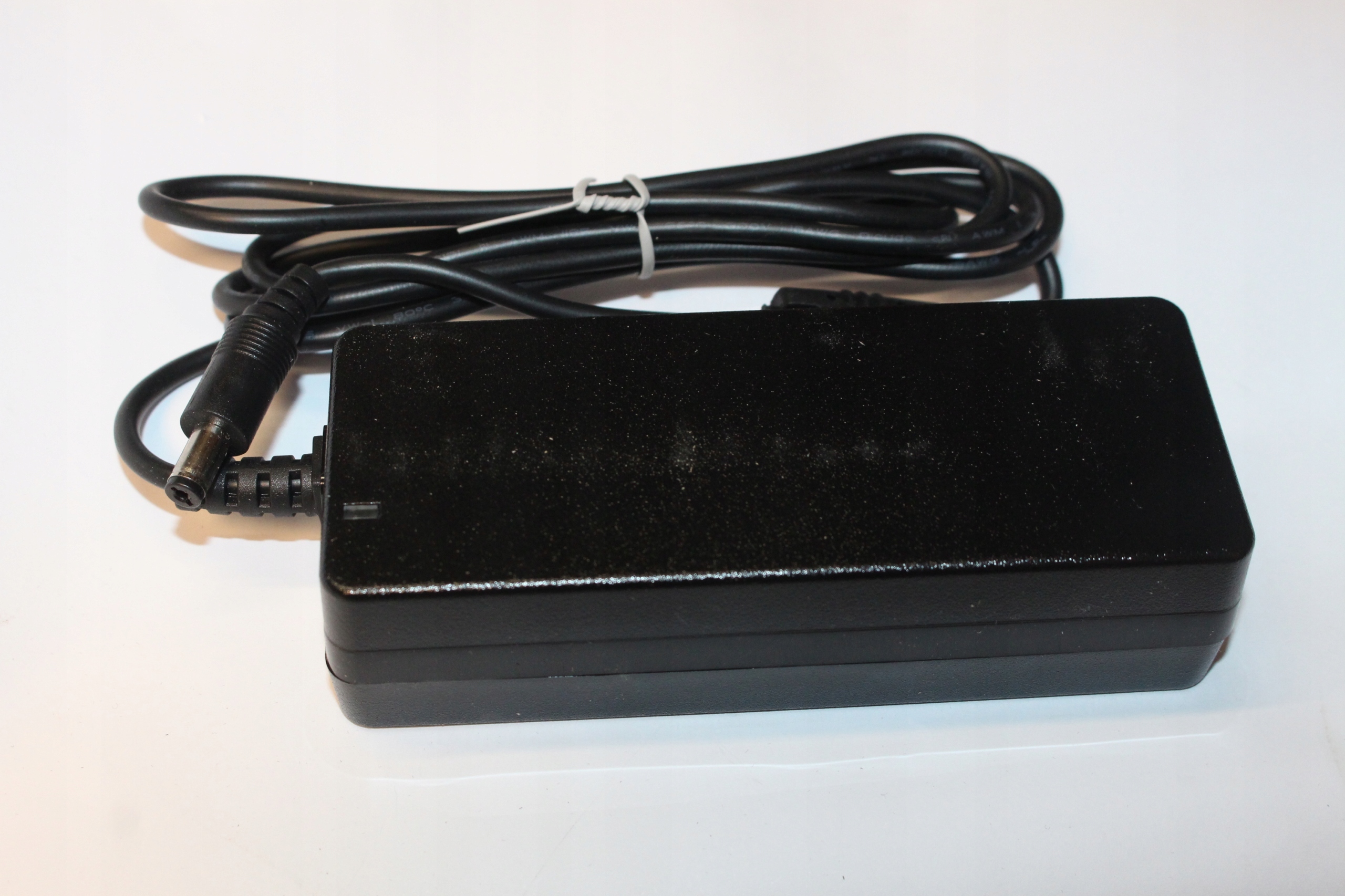 Zasilacz stałonapięciowy Mean Well GST60A18-P1J Marka Mean Well