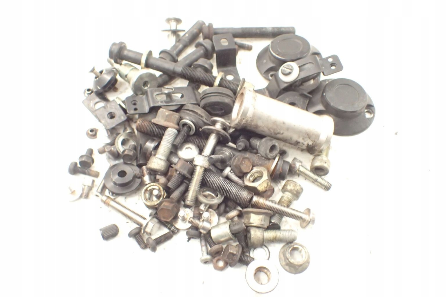 Triumph Legend 900 TT Śruby z demontażu