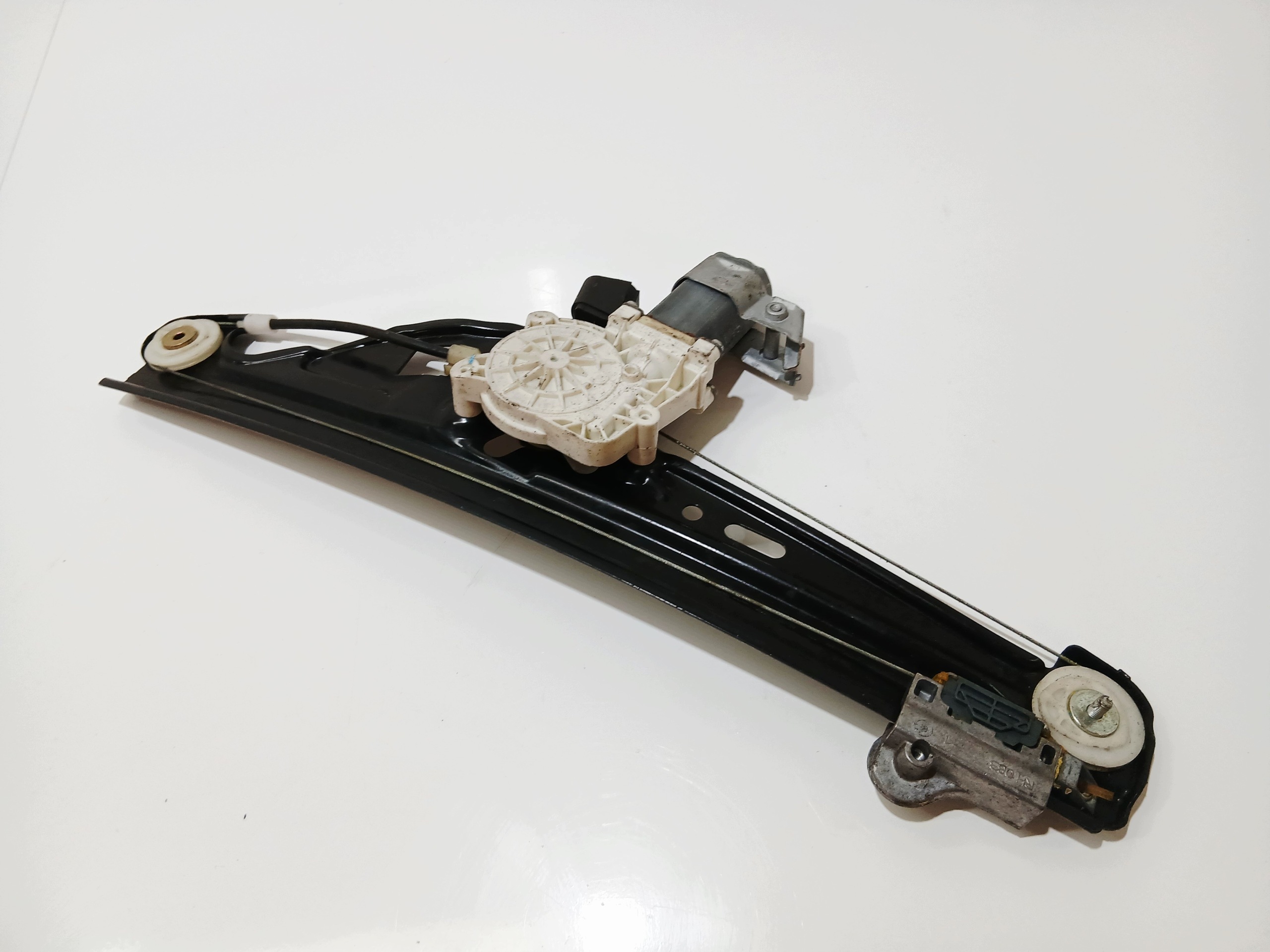 window regulator right rear part BMW OE 5 E60 E61 7034388