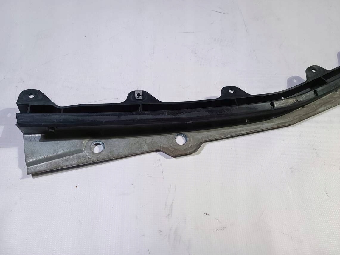 console holder of a bumper support front front Chevrolet Corvette C5