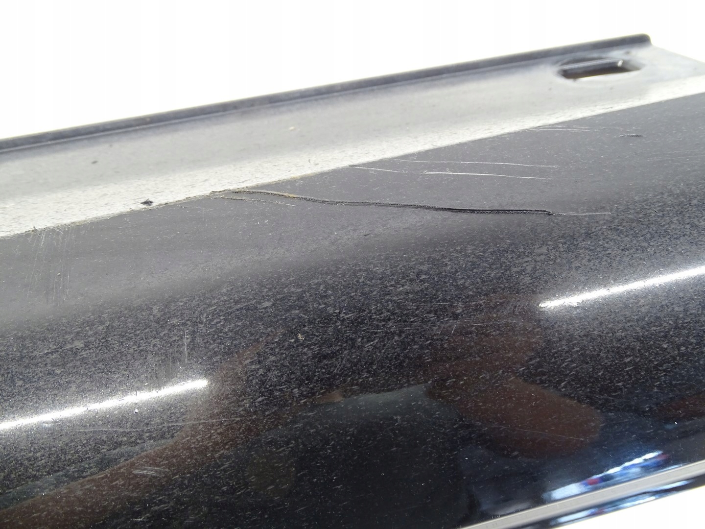 moulding threshold left MERCEDES W204 A2046902540