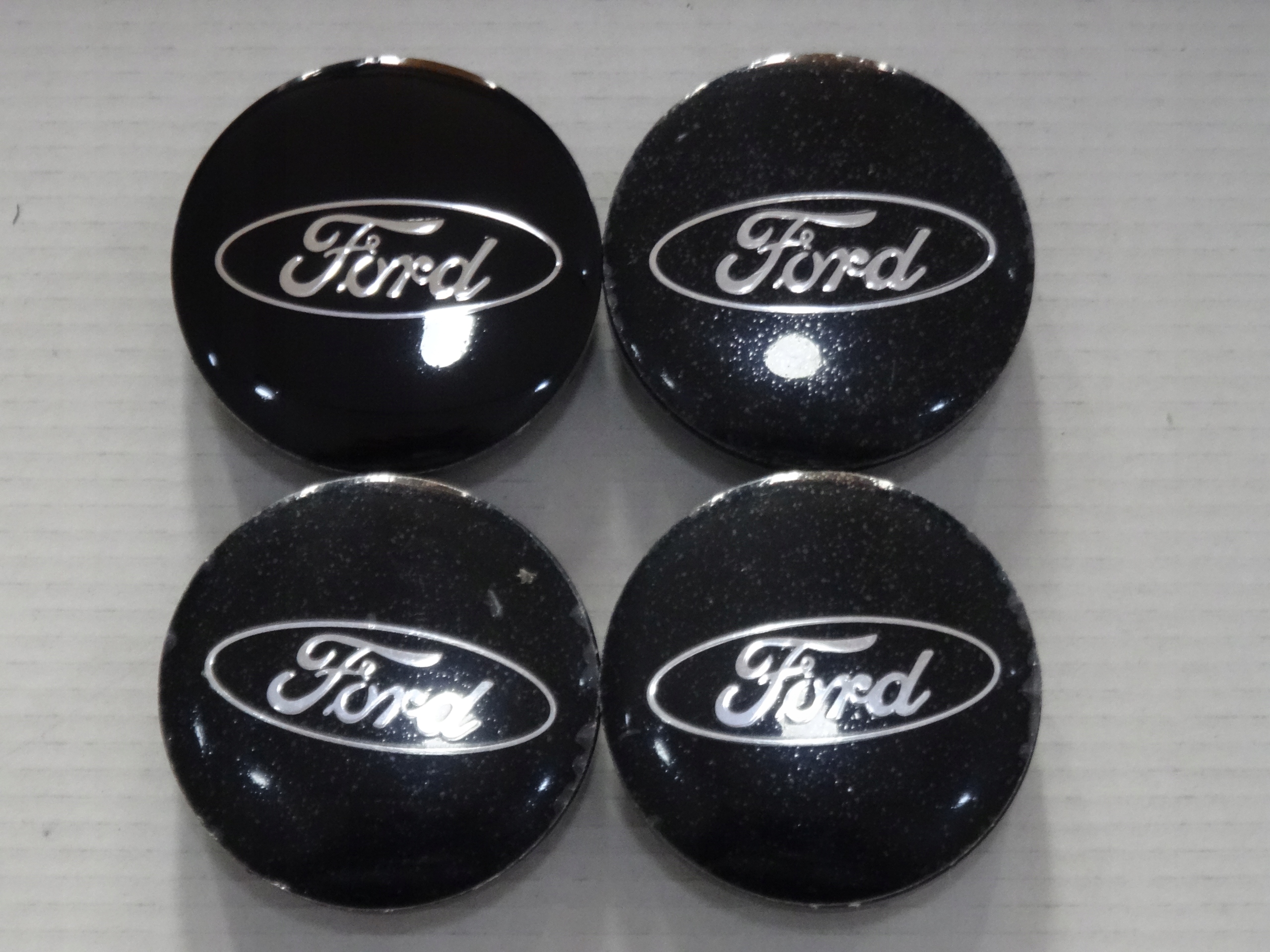 

4x Dekle dekielki emblematy na felgi Ford 56 mm cz