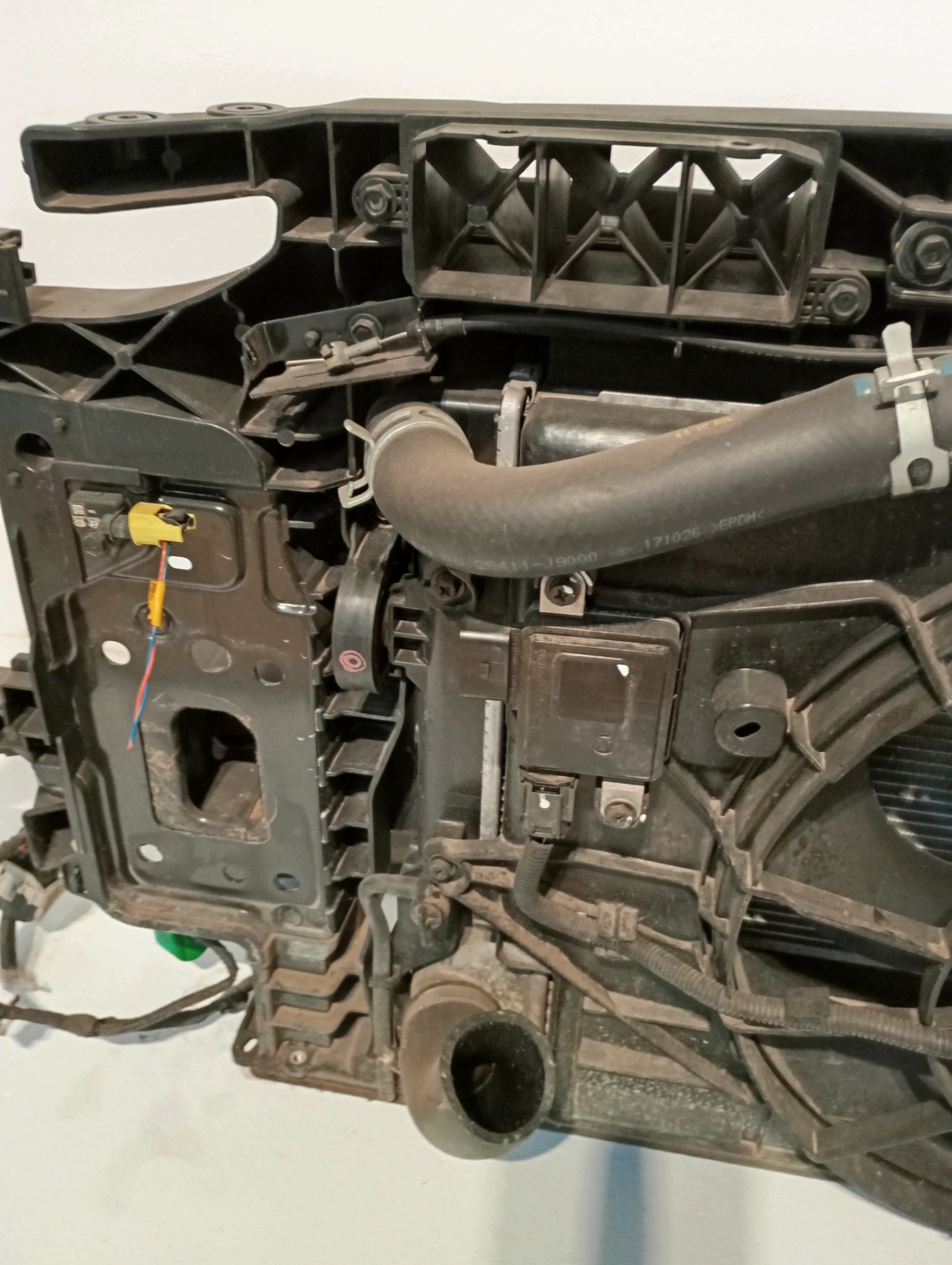 radiators complete HYUNDAI KONA 1,6i