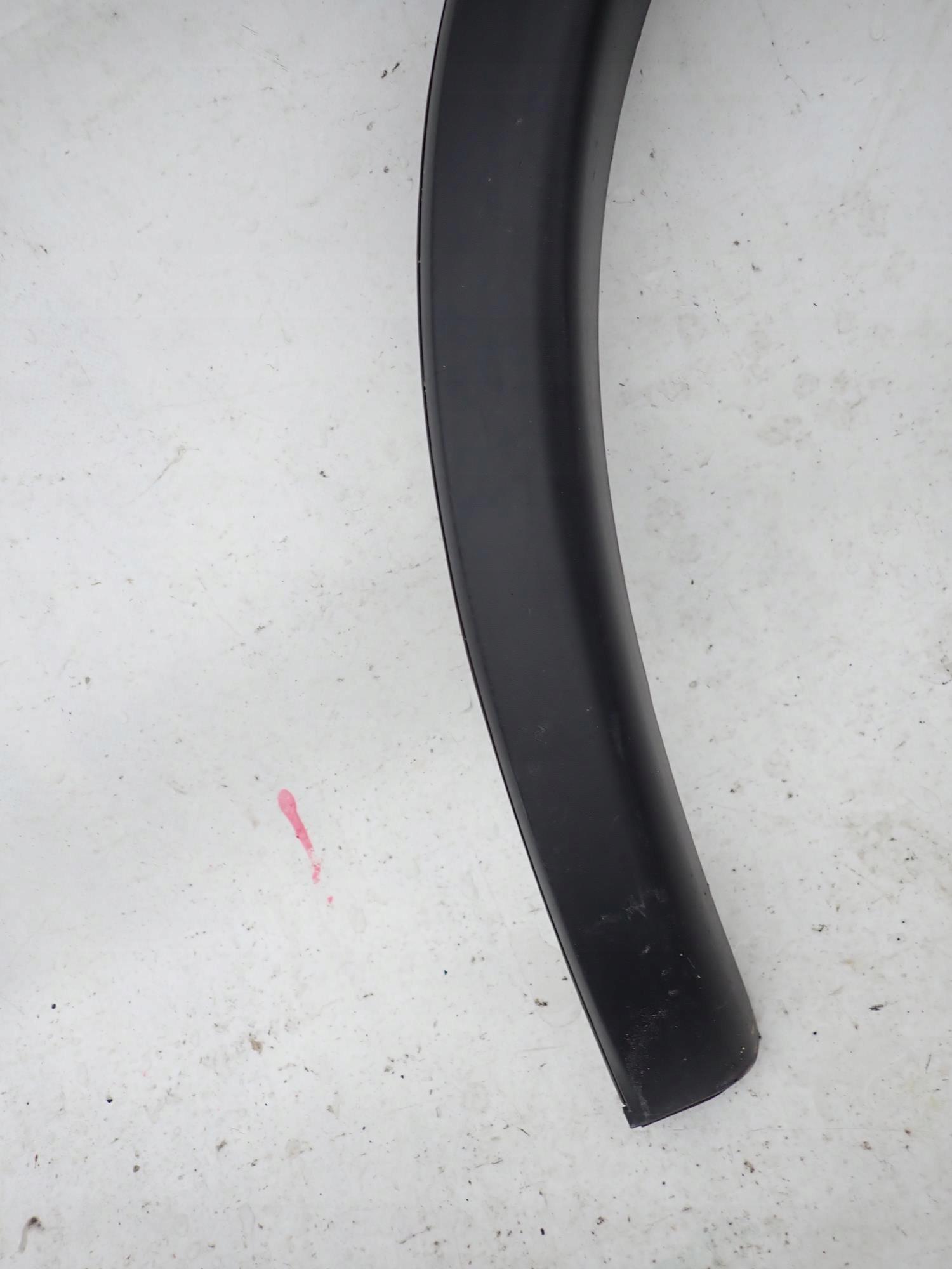 MITSUBISHI ASX and 1 LIFT 12-22 cap right front